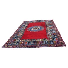 Very Colourful Traditional Carpet    A superb looking piece, very thick