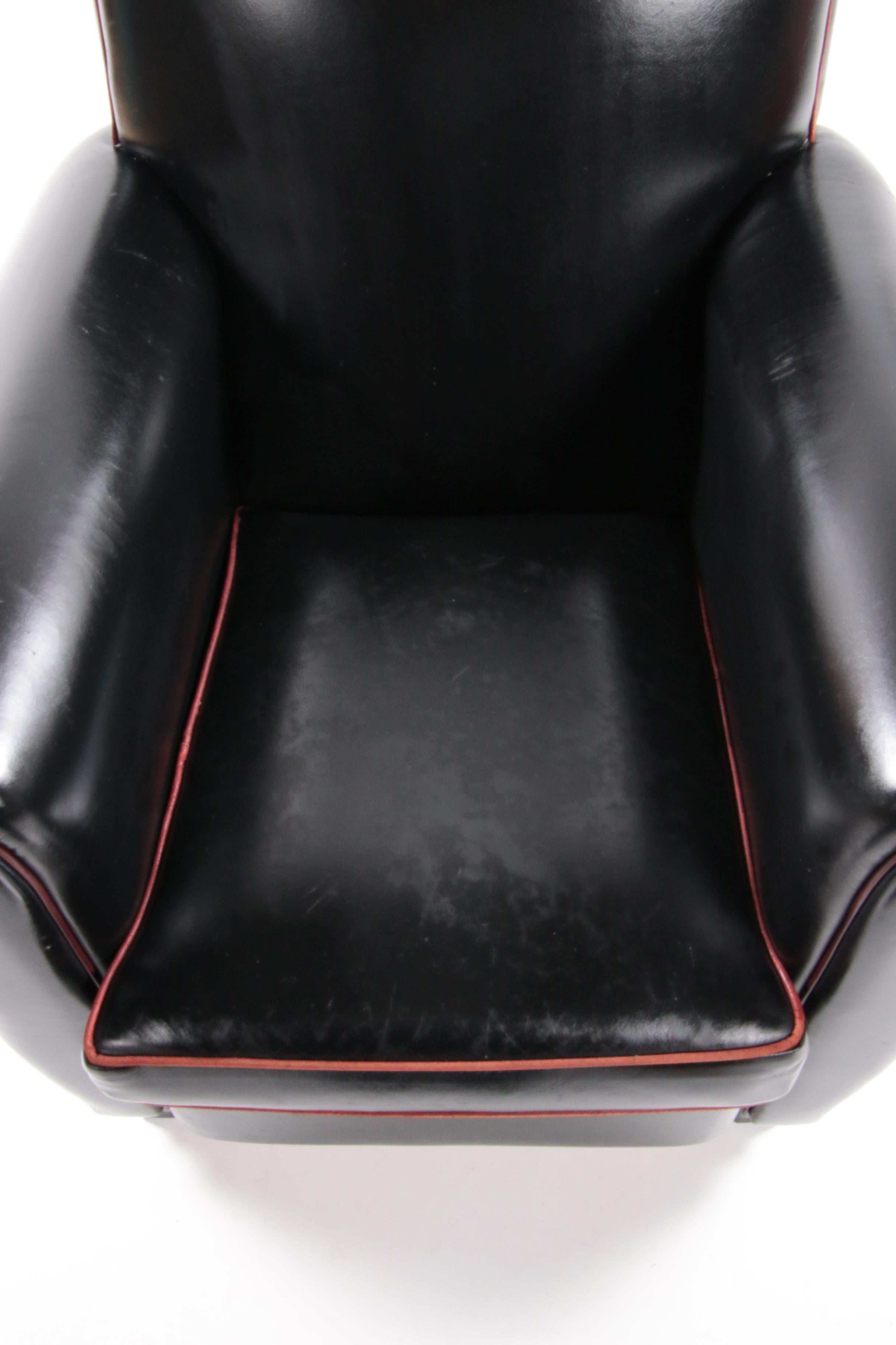 Very Comfortable and Beautiful Leather Armchair from LA Lounge Atelier For Sale 4