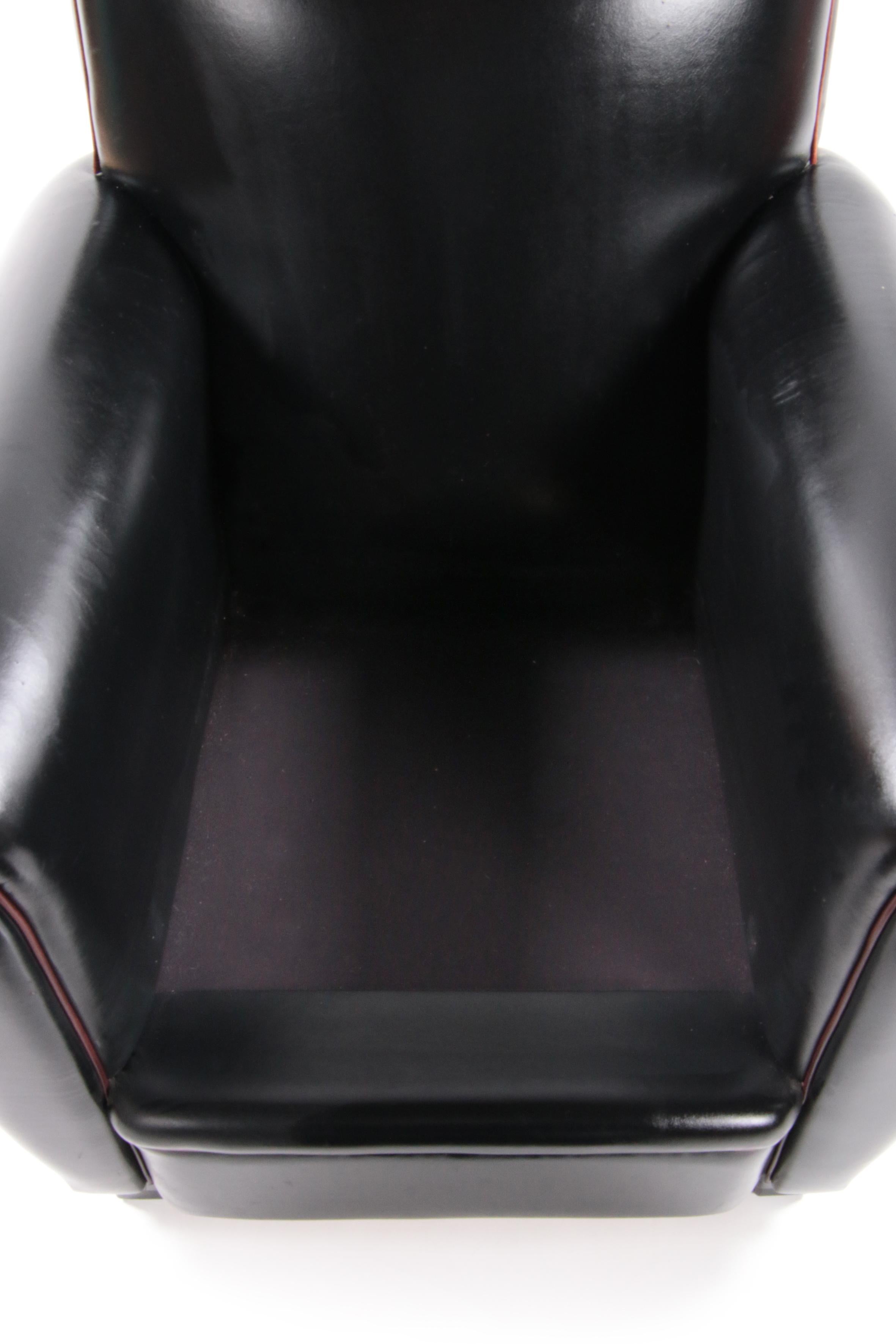 Very Comfortable and Beautiful Leather Armchair from LA Lounge Atelier For Sale 5