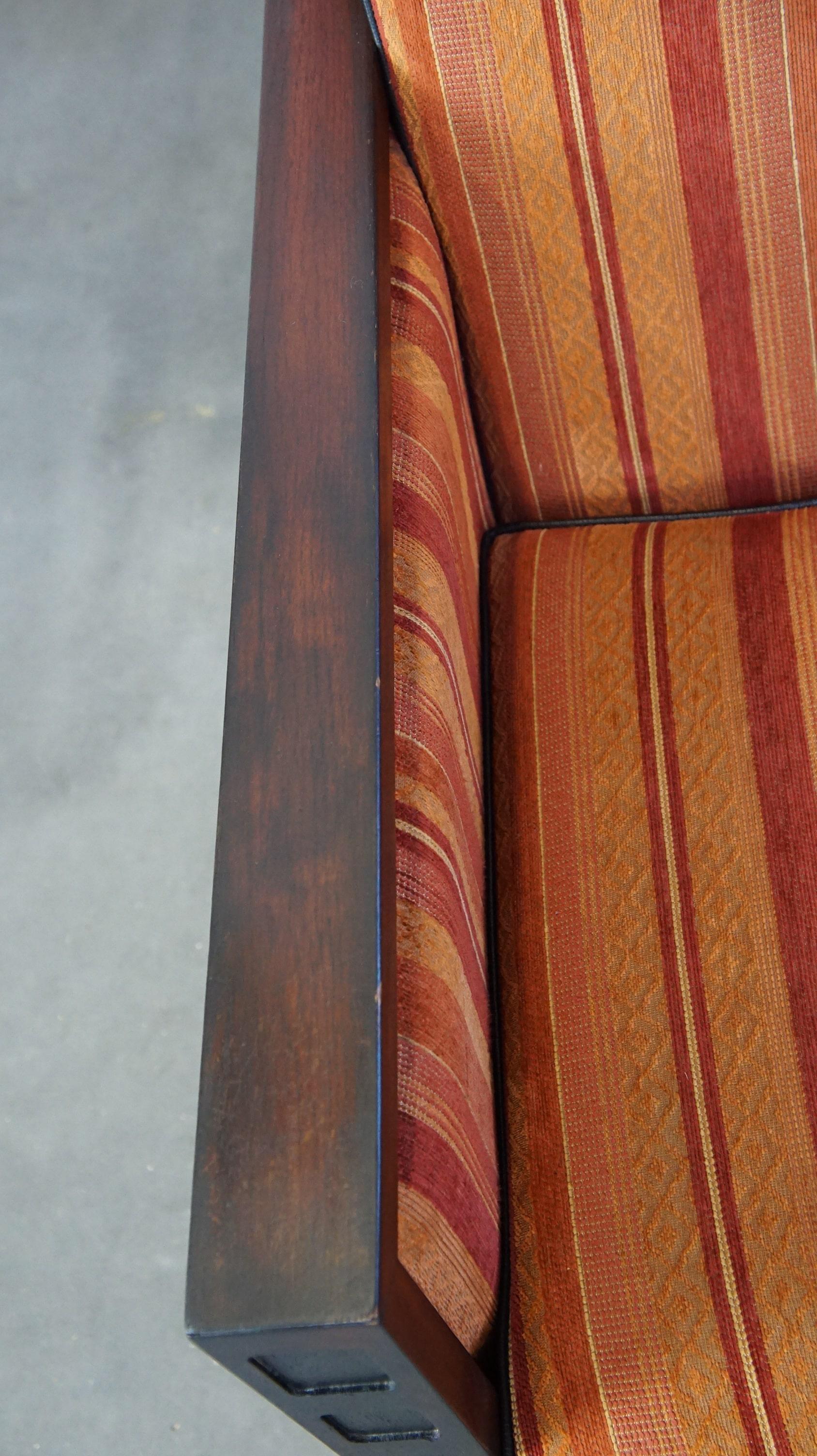 Tissu Canapé 2,5 places très confortable et élégant en tissu coloré Art Déco en vente
