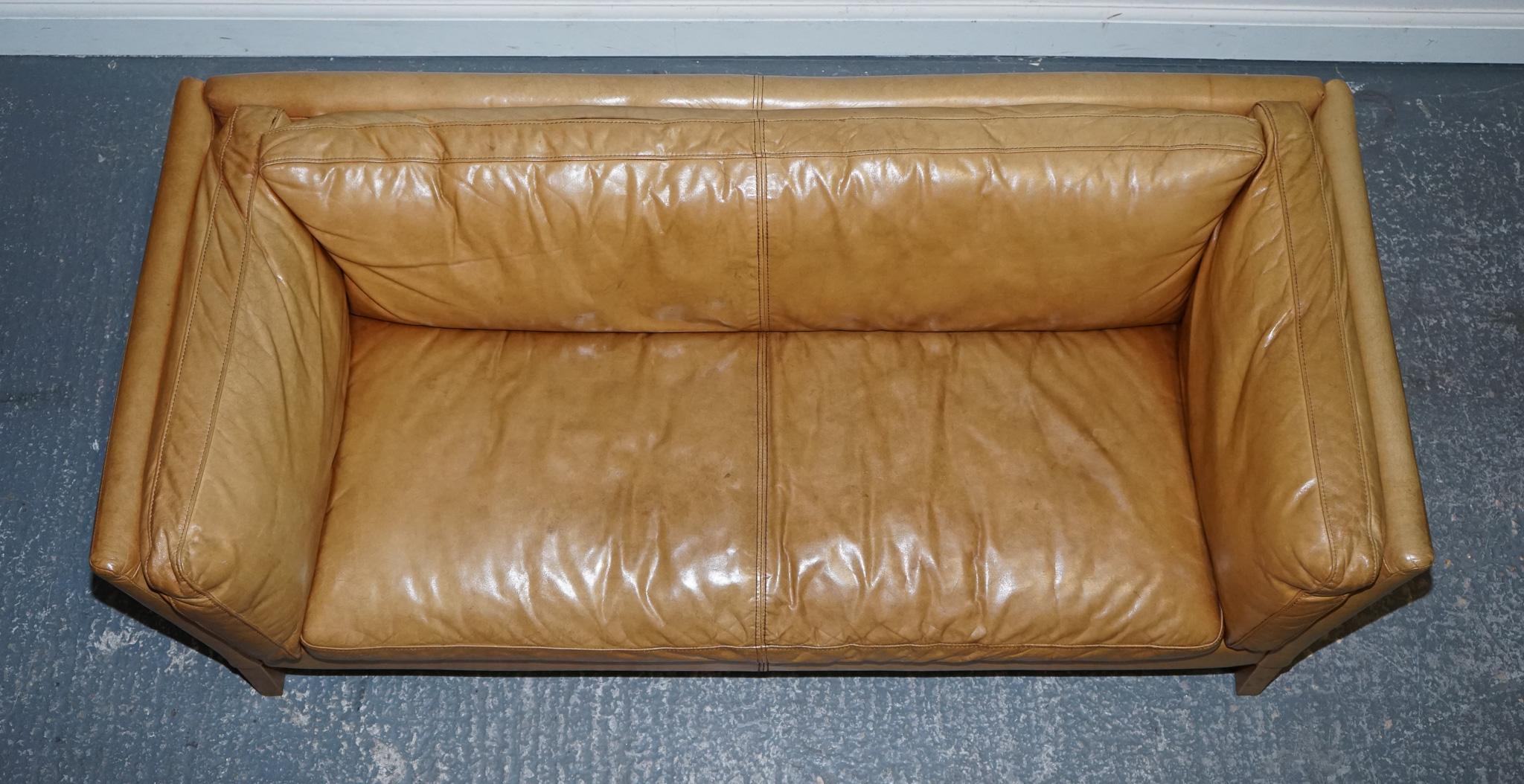 VERY COMFORTABLE CONTEMPORARY HALO GROUCHO BROWn TAN LEATHER TWO TO THREE SOFA 2