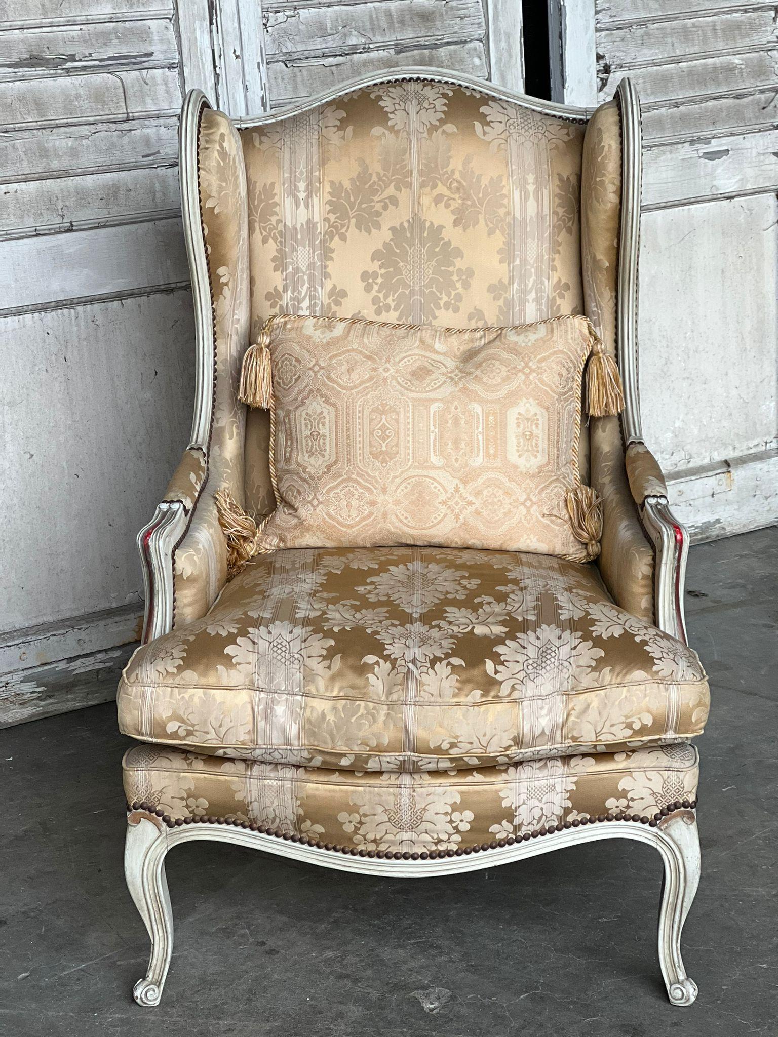 Very Comfortable French Wing Bergere Armchair For Sale 1