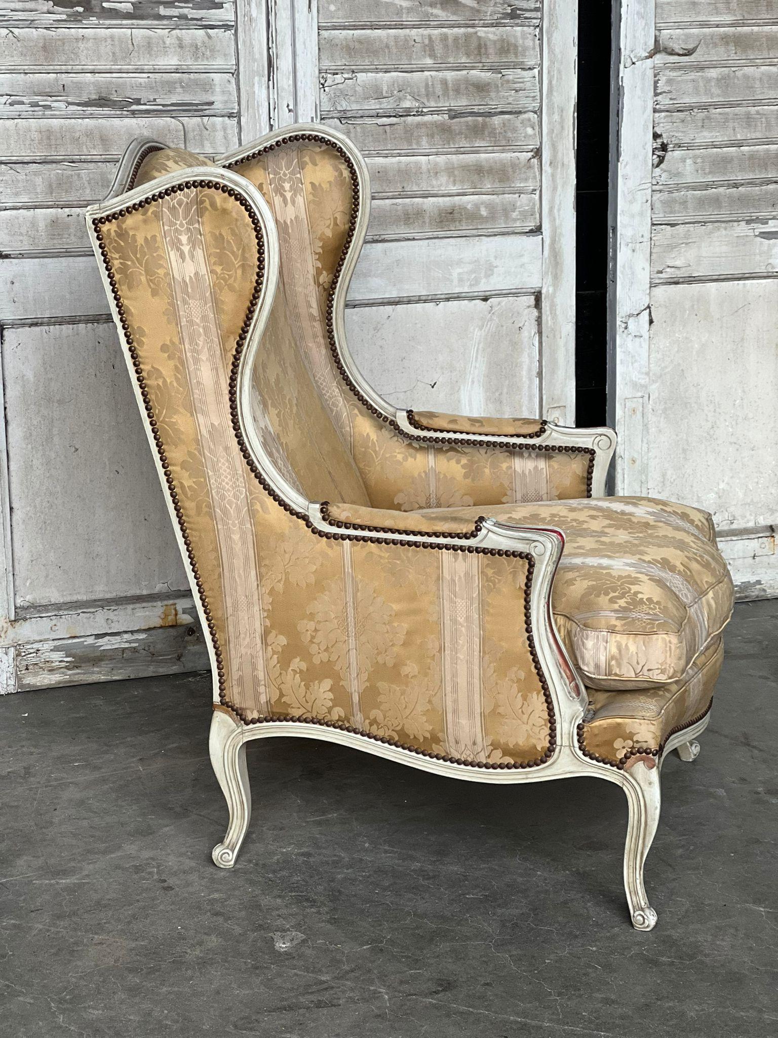 Very Comfortable French Wing Bergere Armchair For Sale 3