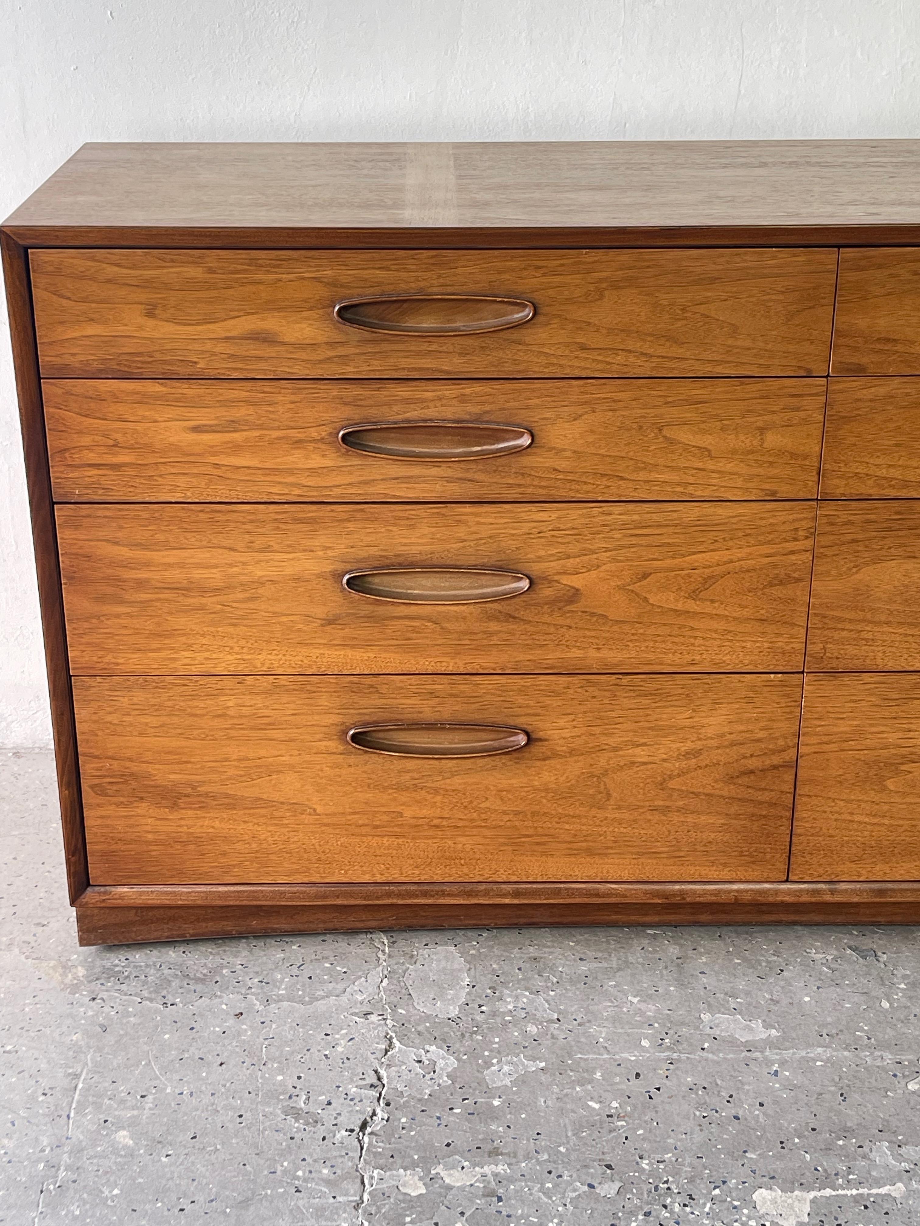 Very Cool Mid-Century Modern Henredon circa 60's Lowboy Low Dresser 5