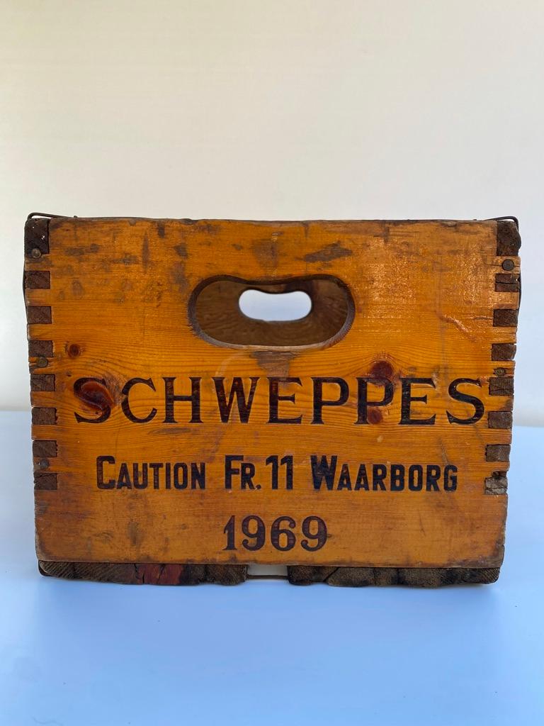 schweppes wooden crate