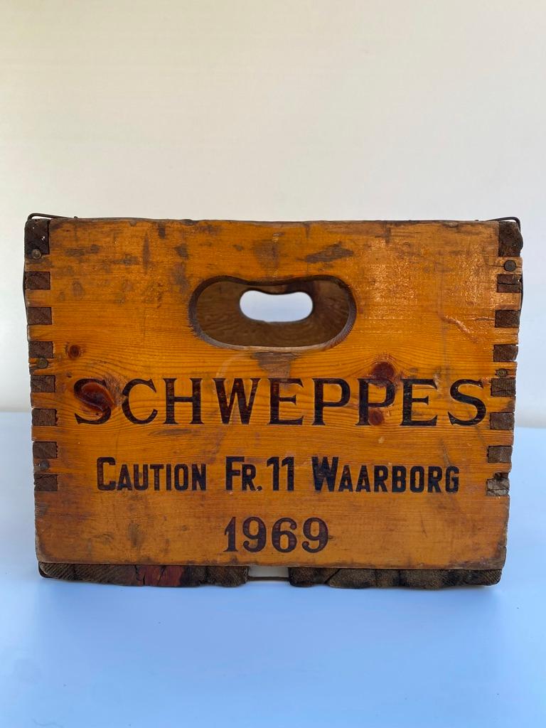 schweppes wooden crate