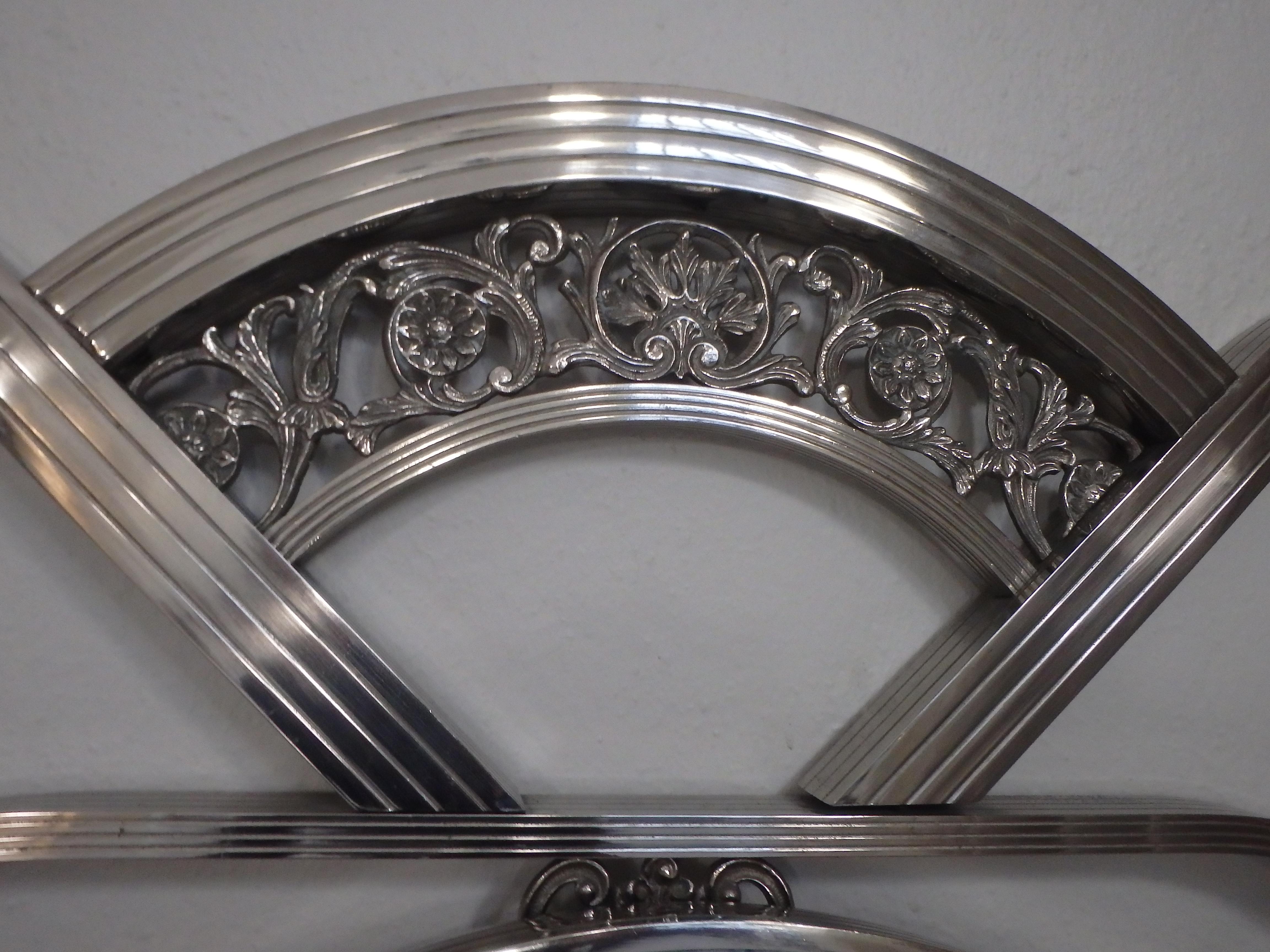 Very decorativ spanish Art Deco nickel bed head+ foot part with floral ornaments For Sale 2