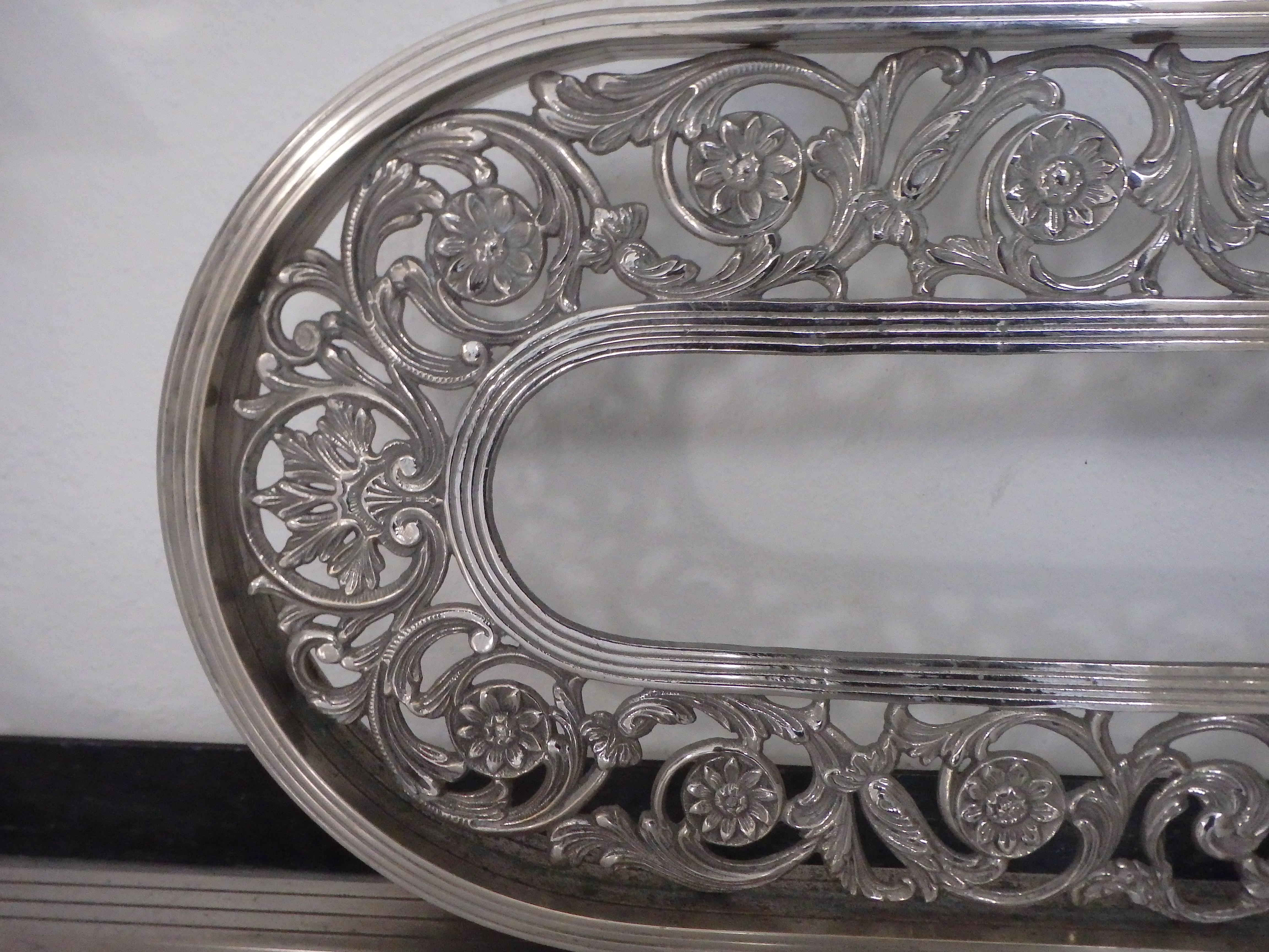 Very decorativ spanish Art Deco nickel bed head+ foot part with floral ornaments For Sale 4