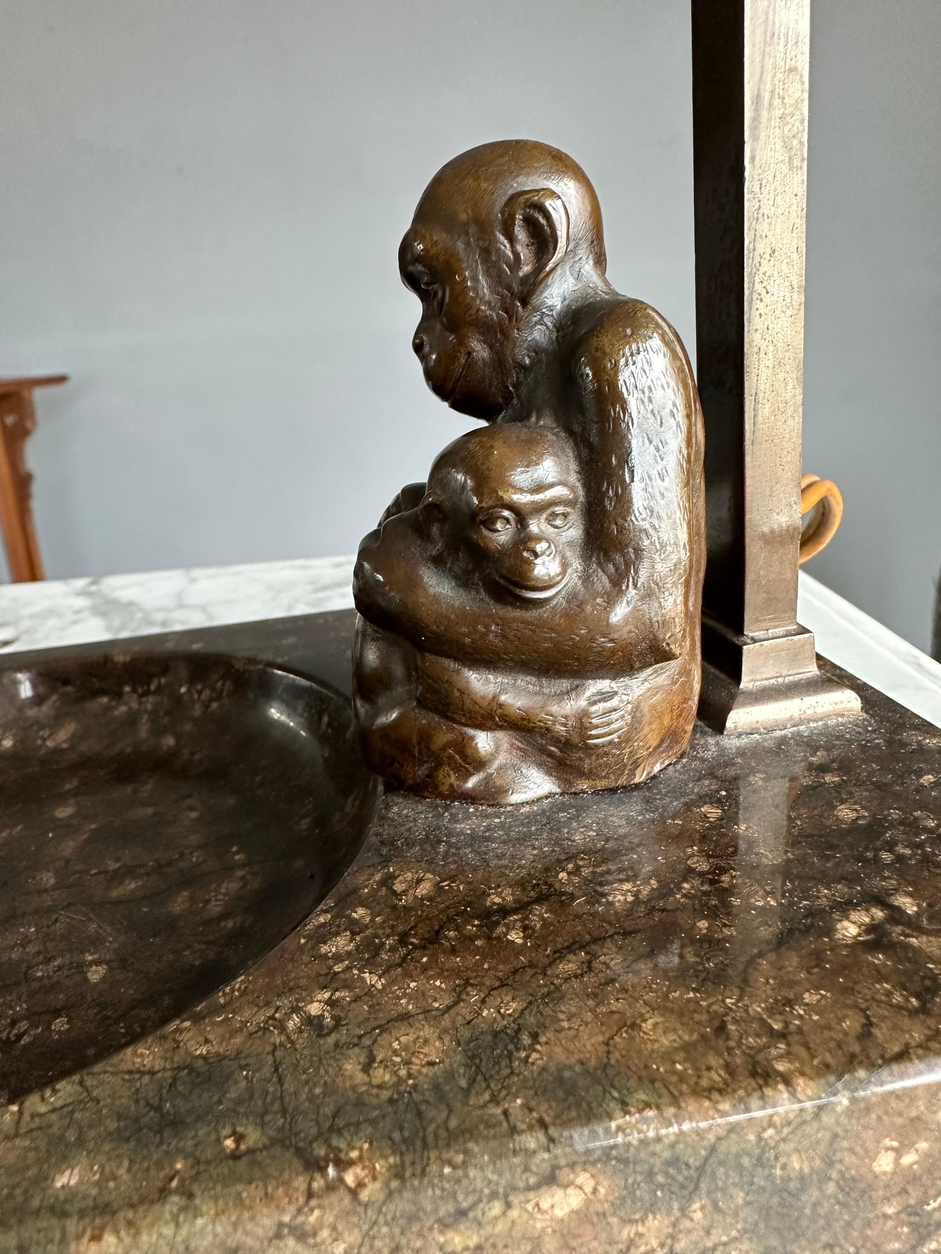 Very Decorative & Artistic Table Desk Lamp with Bronze Grooming Chimps Sculpture For Sale 10