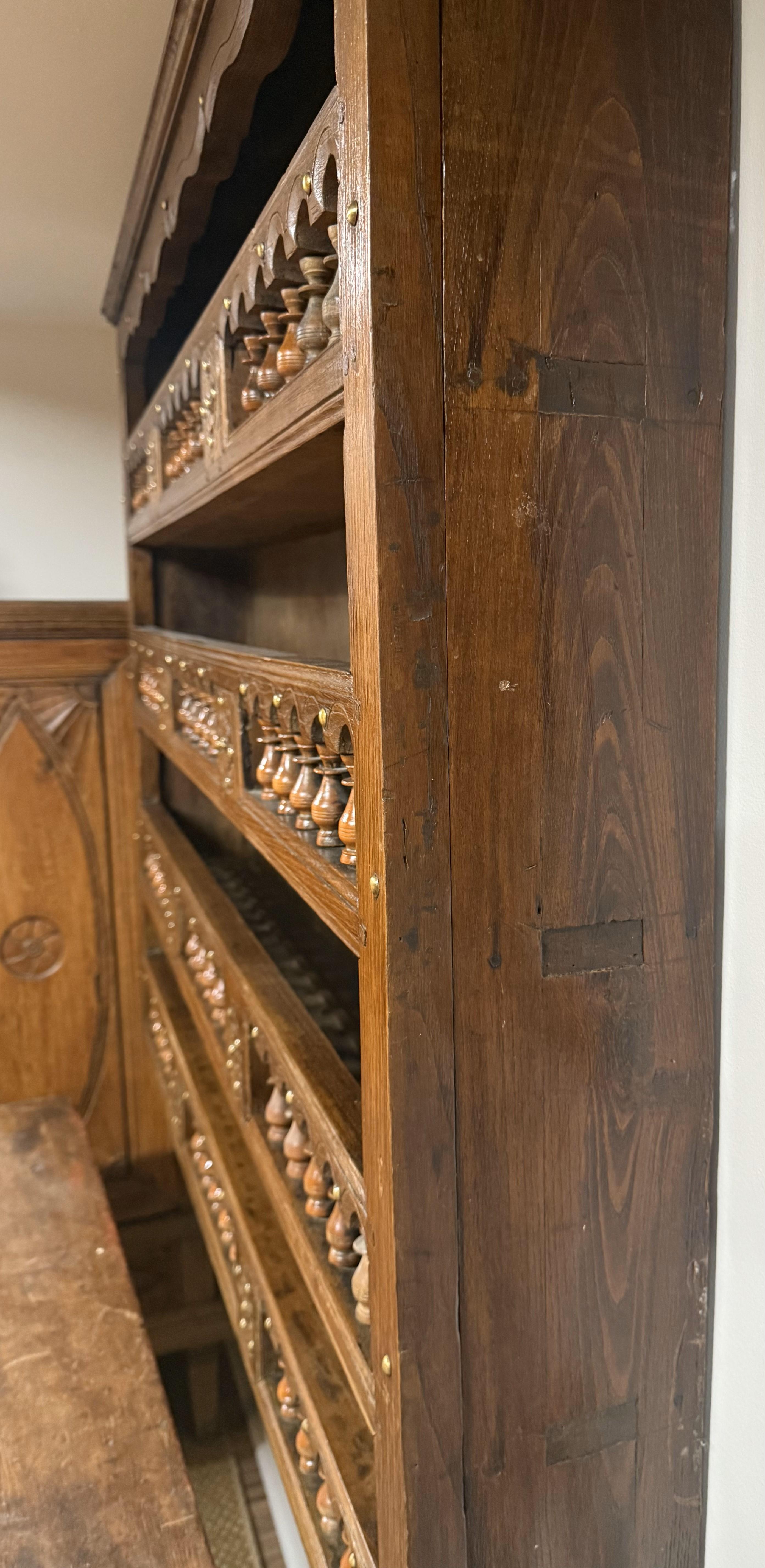 Very Decorative Early 19th-Century French Provincial Plate Rack For Sale 4