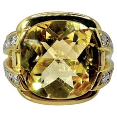 Retro Very Dramatic Late-20th Century 18k Gold, Citrine and Diamond Fashion Ring