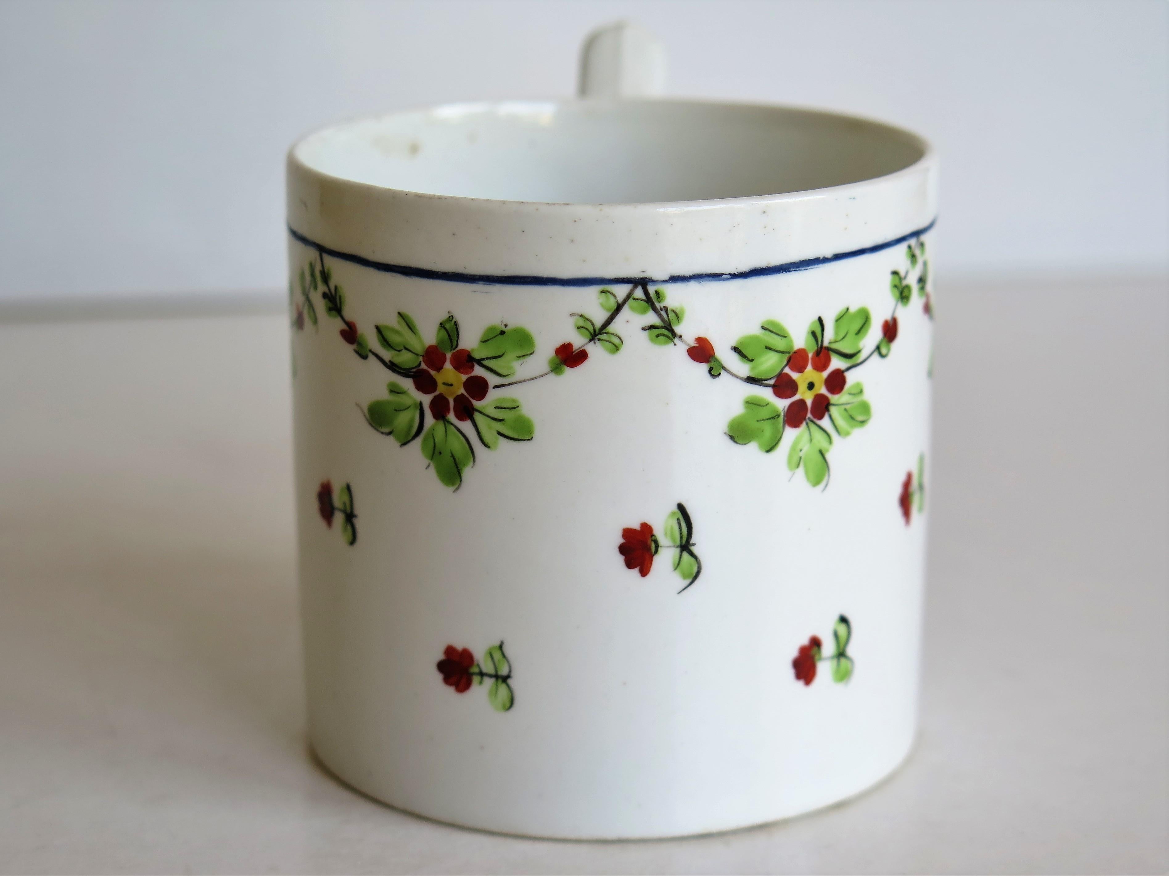 Very Early 19th Century Derby Porcelain Coffee Can Hand-Painted, circa 1800 4