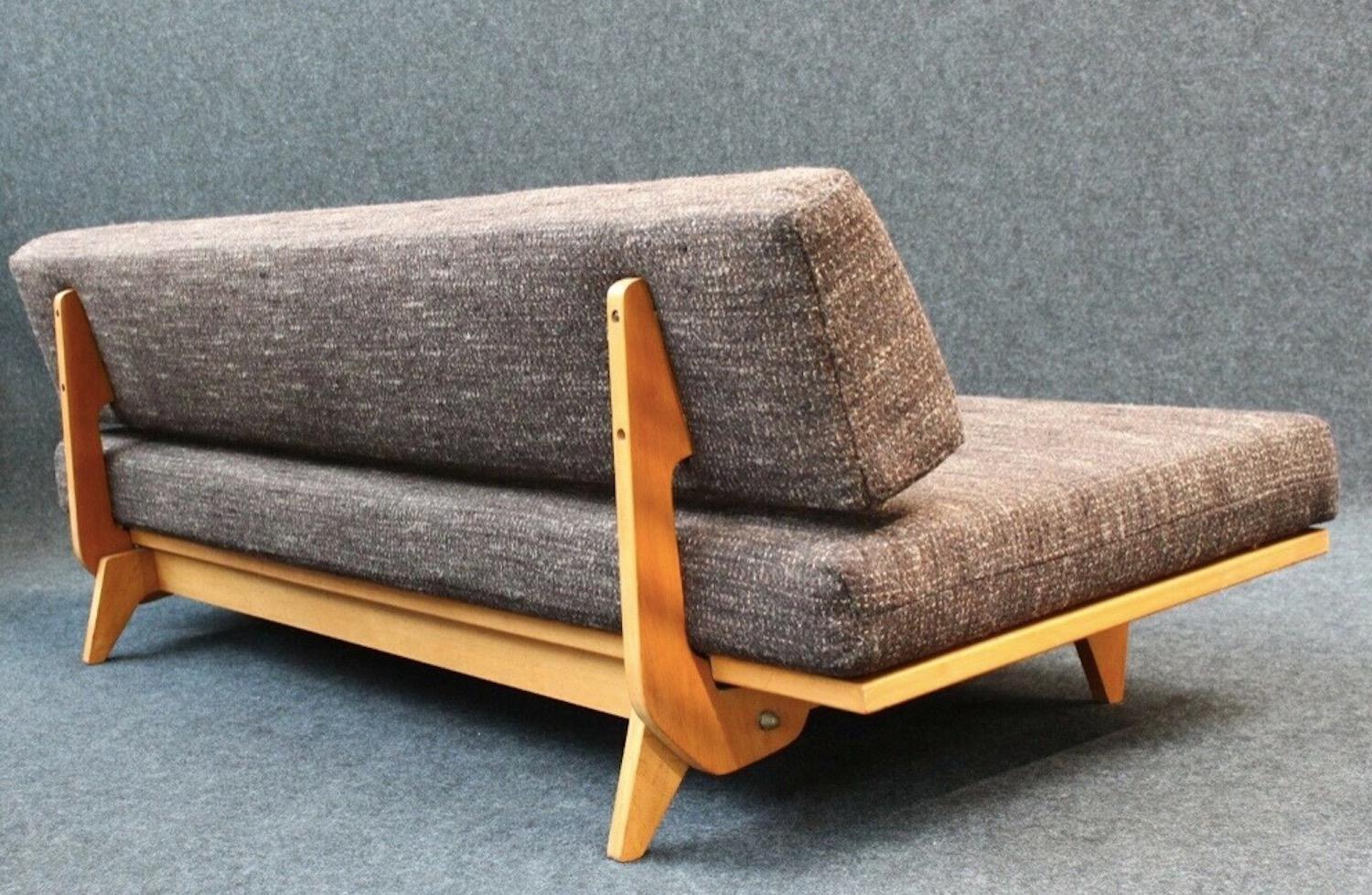 Very Early and Rare Richard Stein Daybed for Knoll For Sale 6