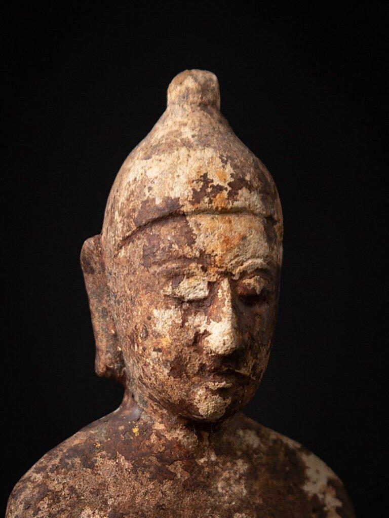Ancienne statue de Bouddha birman en terre cuite, très ancienne, provenant de Birmanie en vente 3