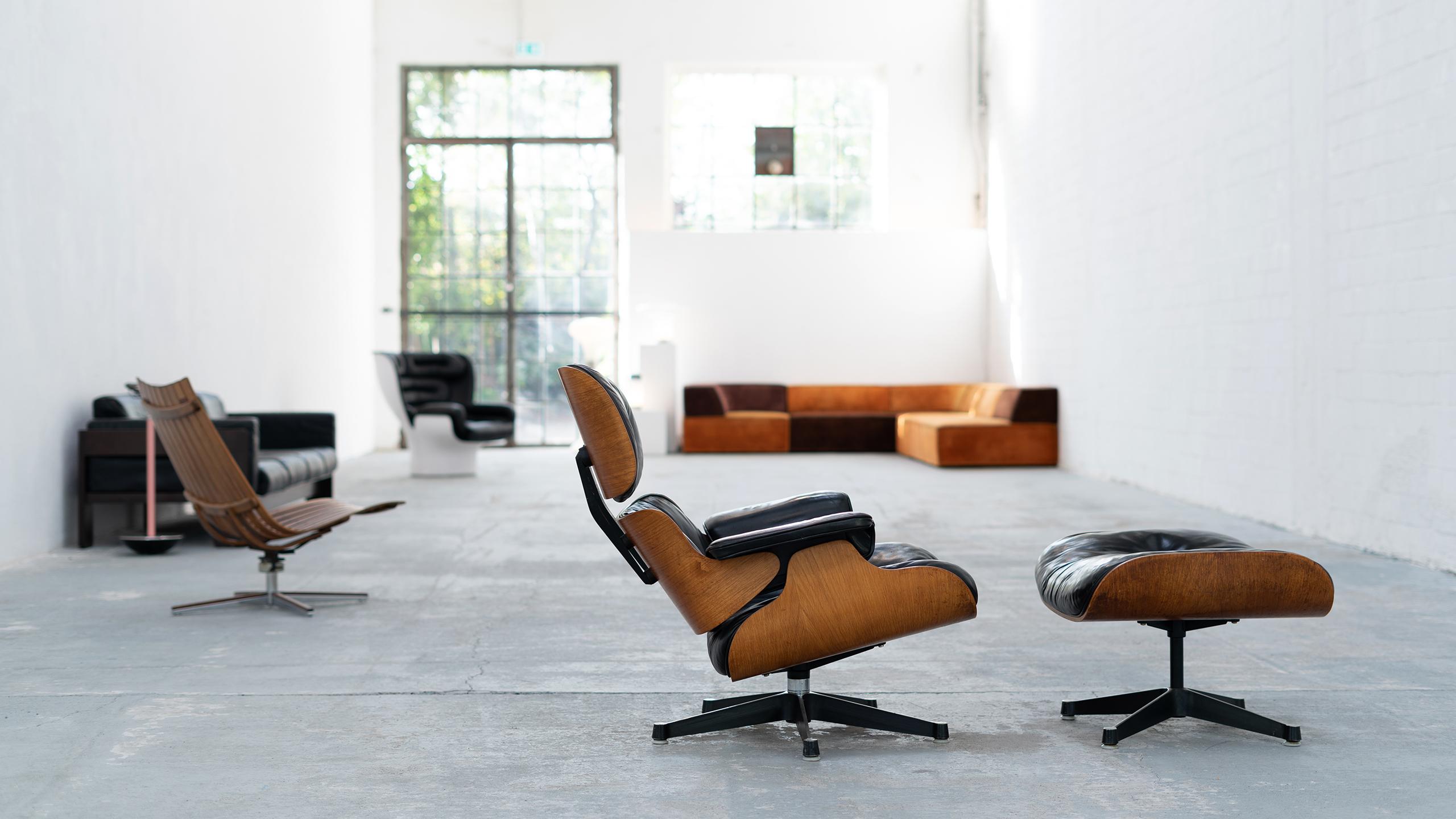 Very Early Charles & Ray Eames Lounge Chair and Ottoman from Contura, 1957-1965 3