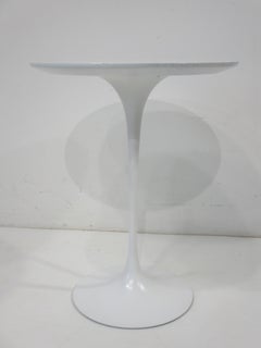 Very Early Eero Saarinen Tulip Side Table for Knoll  .