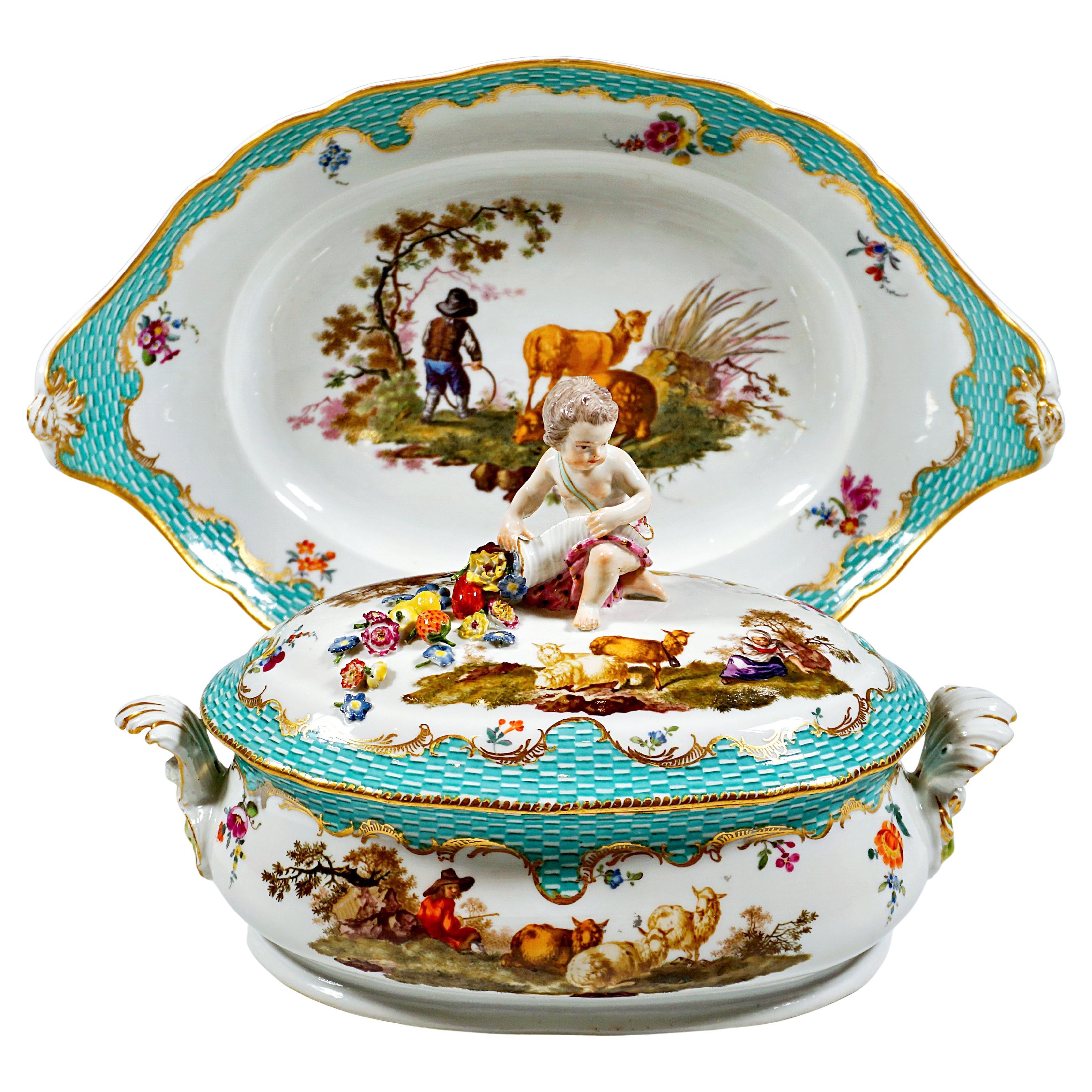 Zuppiera con coperchio di Meissen molto precoce, con cornucopia Putto su Presentoir, 1763-1773