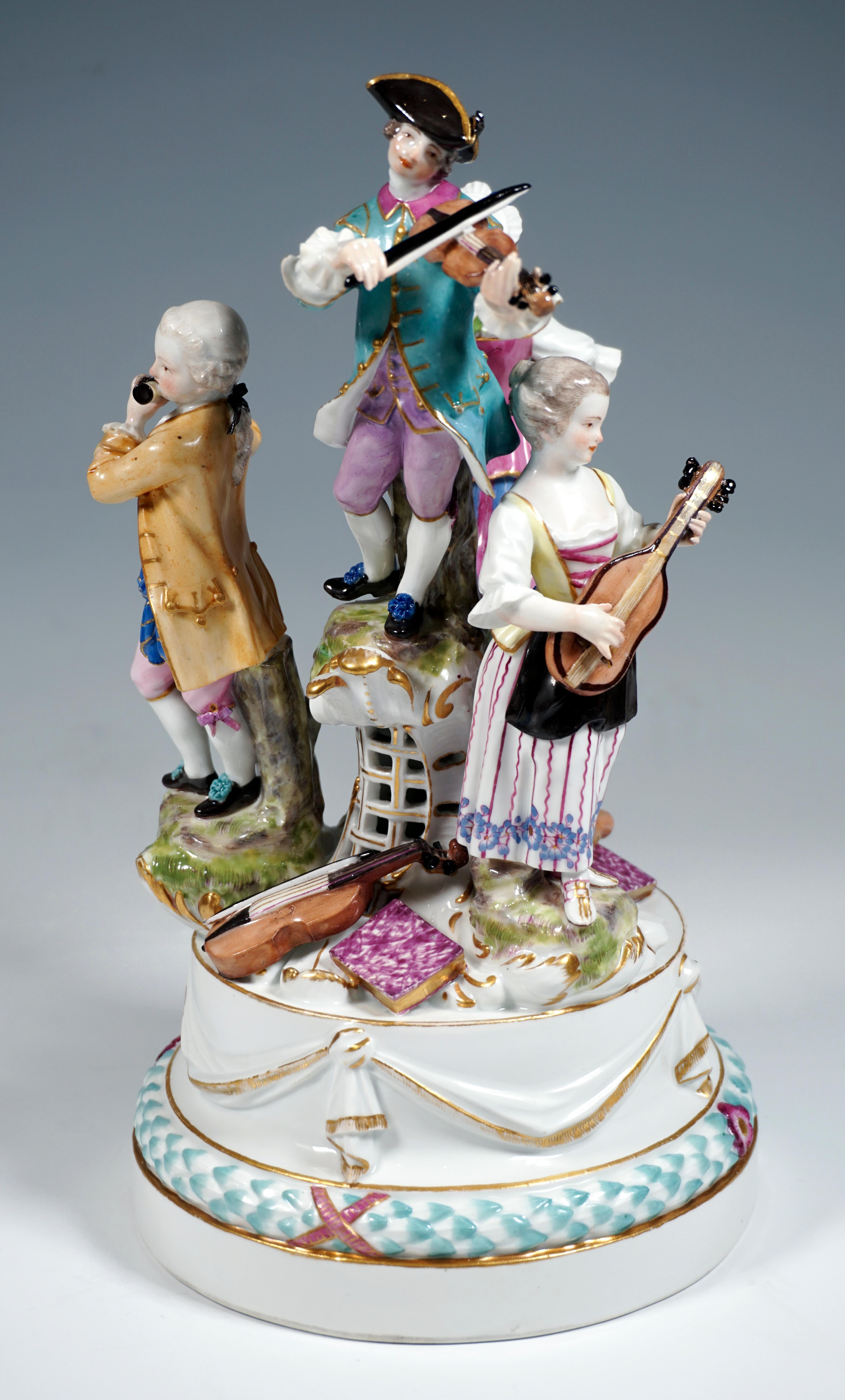Very Early Meissen Round Group of Musicians, by Kaendler, Germany, 1762-1773 4