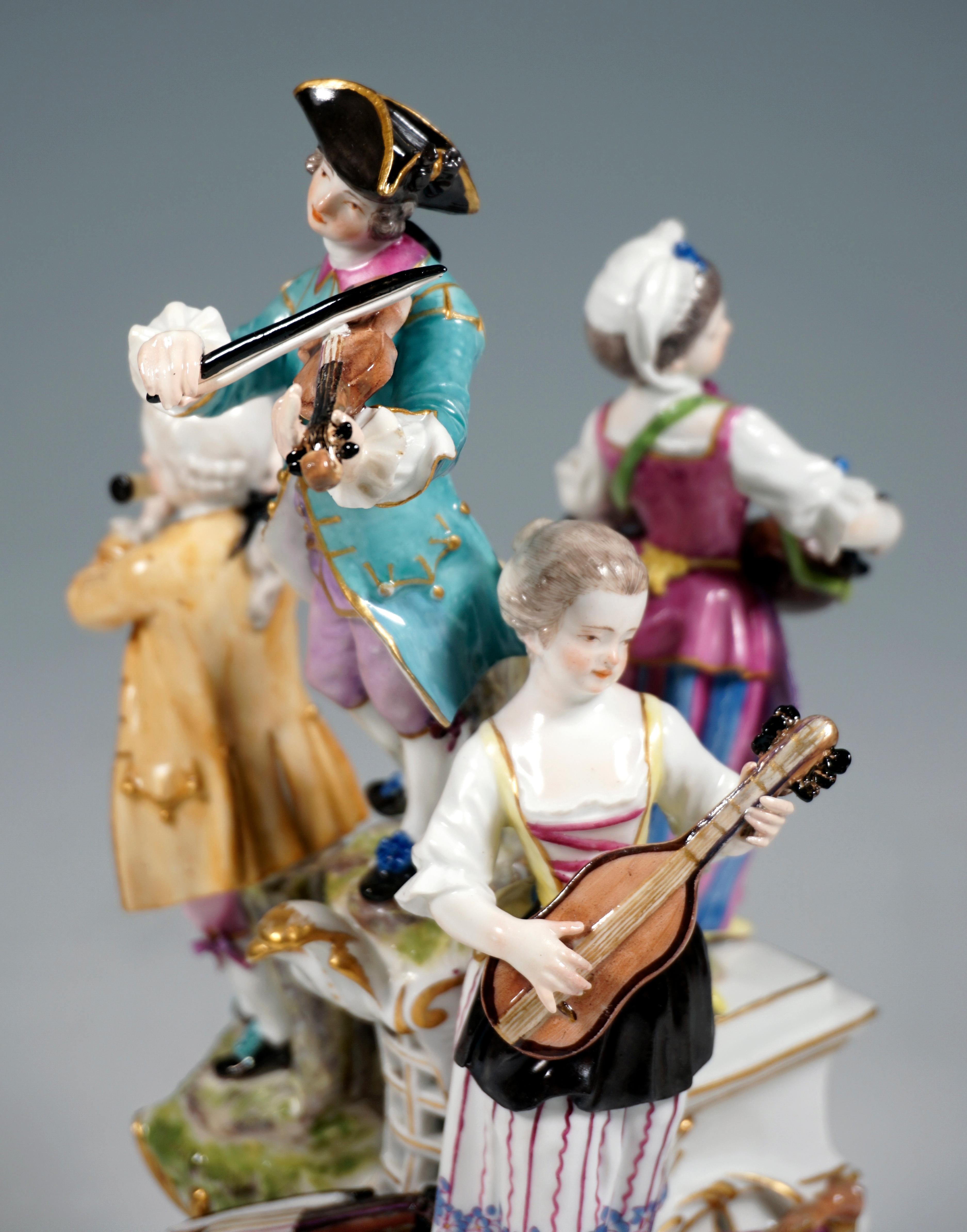 Very Early Meissen Round Group of Musicians, by Kaendler, Germany, 1762-1773 2