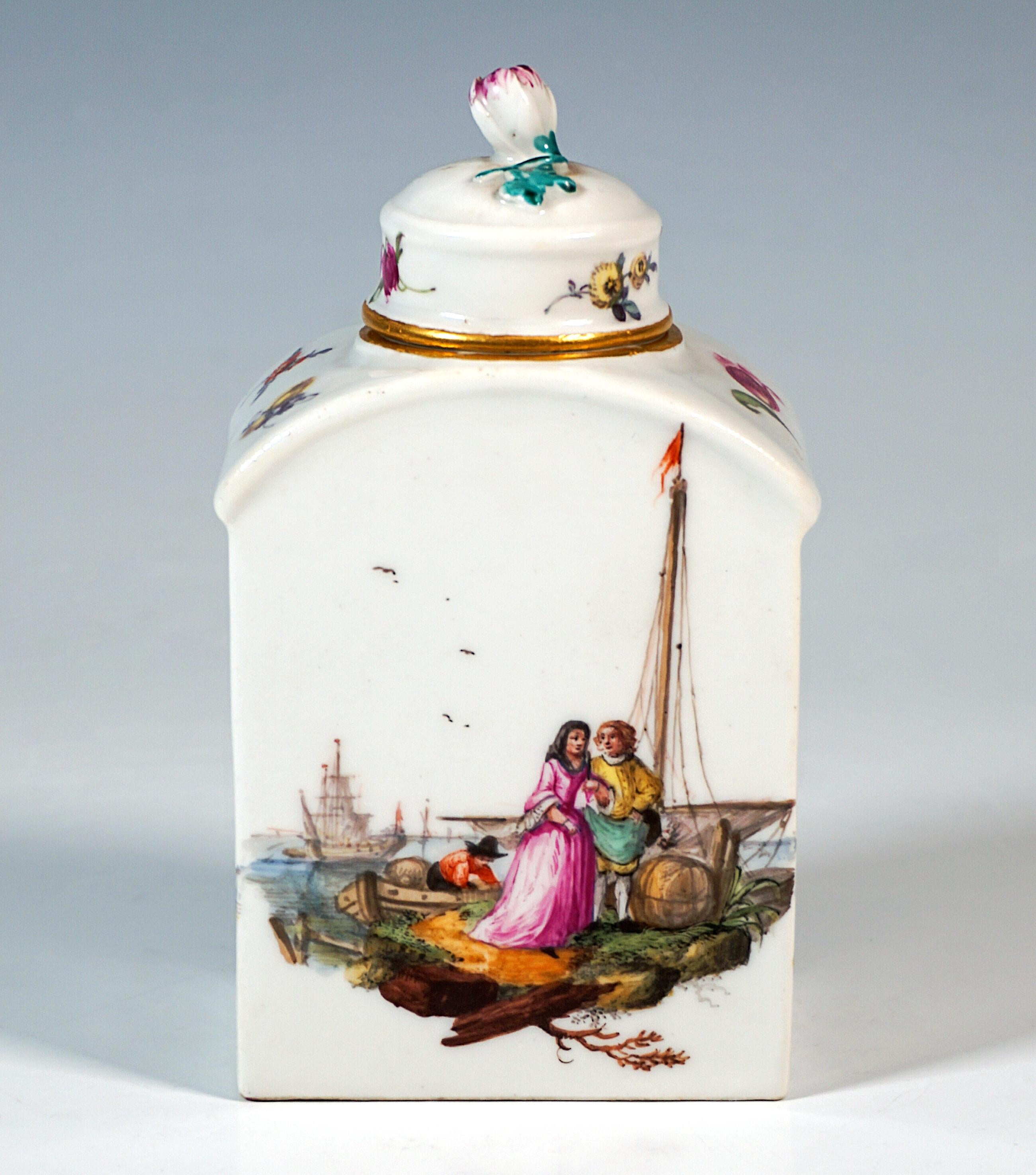 Rococo Très ancienne boîte à thé Meissen avec scènes de navires marchands et bouton en forme de bourgeon, 1763-1774 en vente