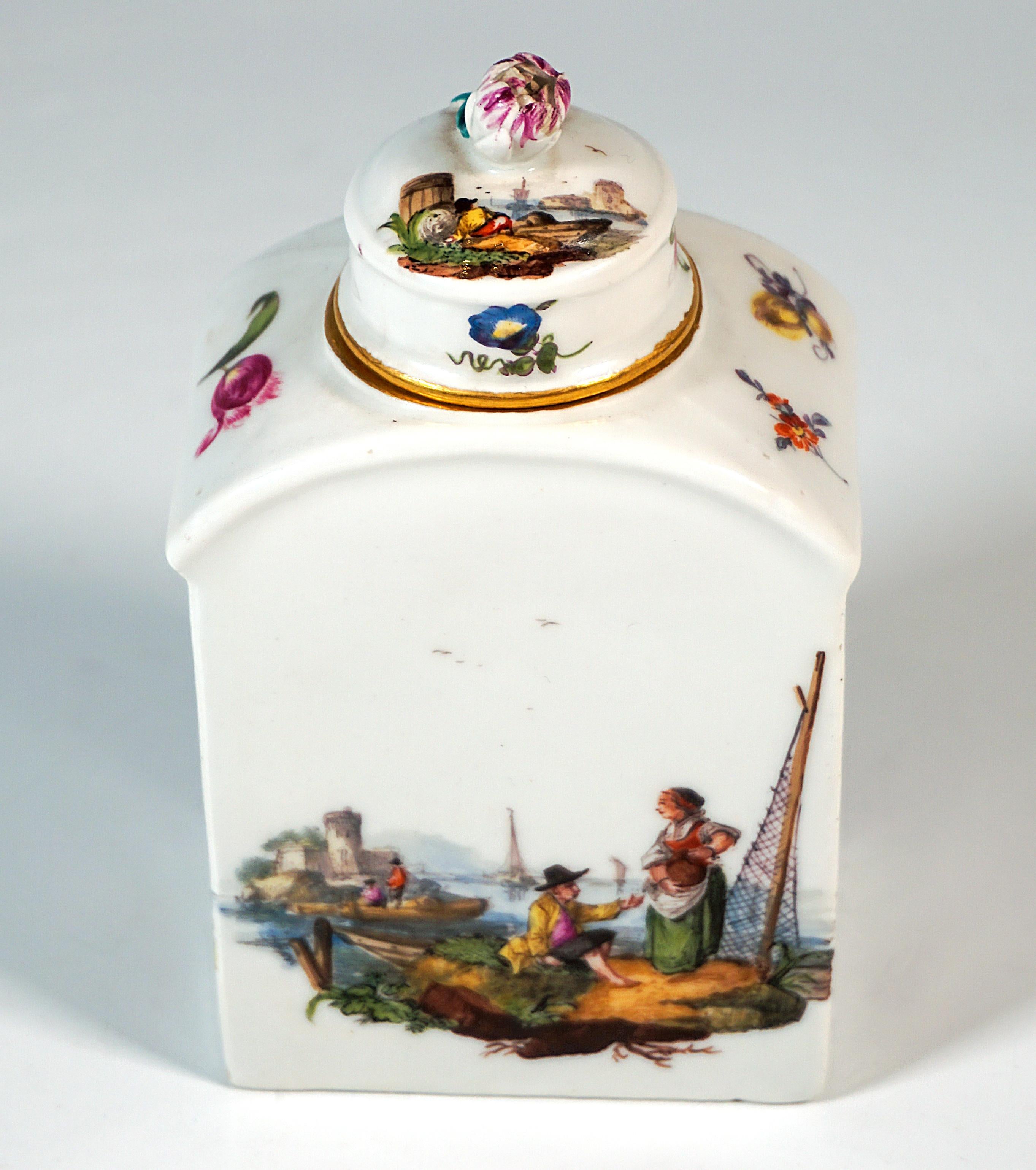 Fait main Très ancienne boîte à thé Meissen avec scènes de navires marchands et bouton en forme de bourgeon, 1763-1774 en vente