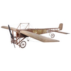Sehr frühes Modell eines Louis Bleriot-Flugzeugs von 1909