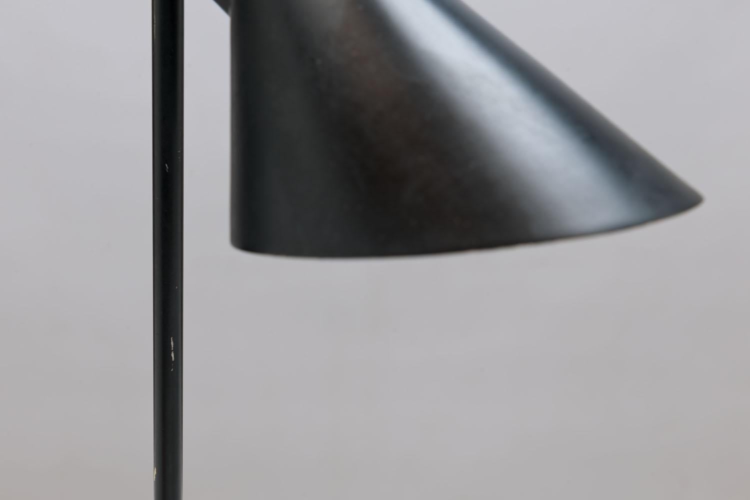 Early Pair of Black Arne Jacobsen AJ Visor Table Lamps by Louis Poulsen 2