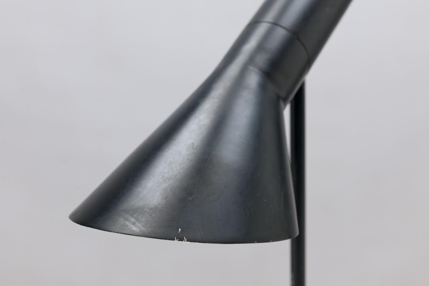 Early Pair of Black Arne Jacobsen AJ Visor Table Lamps by Louis Poulsen 7