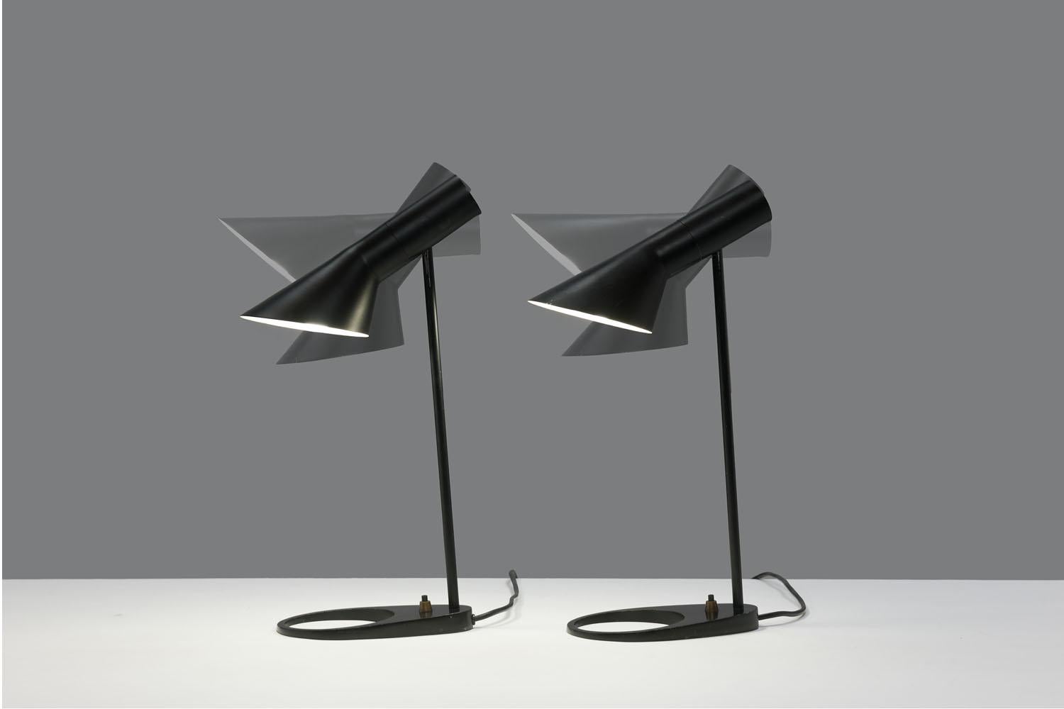 Scandinavian Modern Early Pair of Black Arne Jacobsen AJ Visor Table Lamps by Louis Poulsen