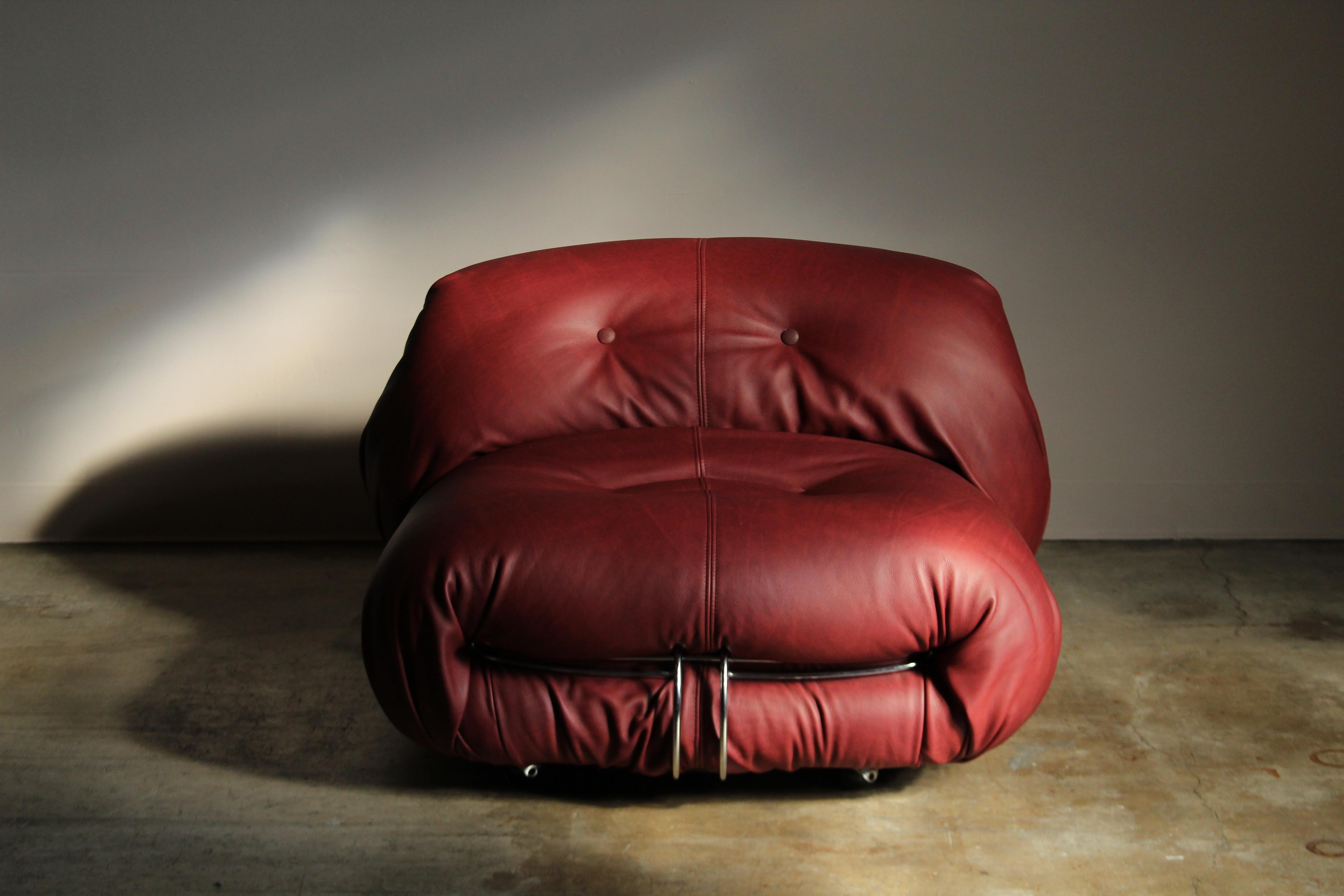 Una sedia lounge 