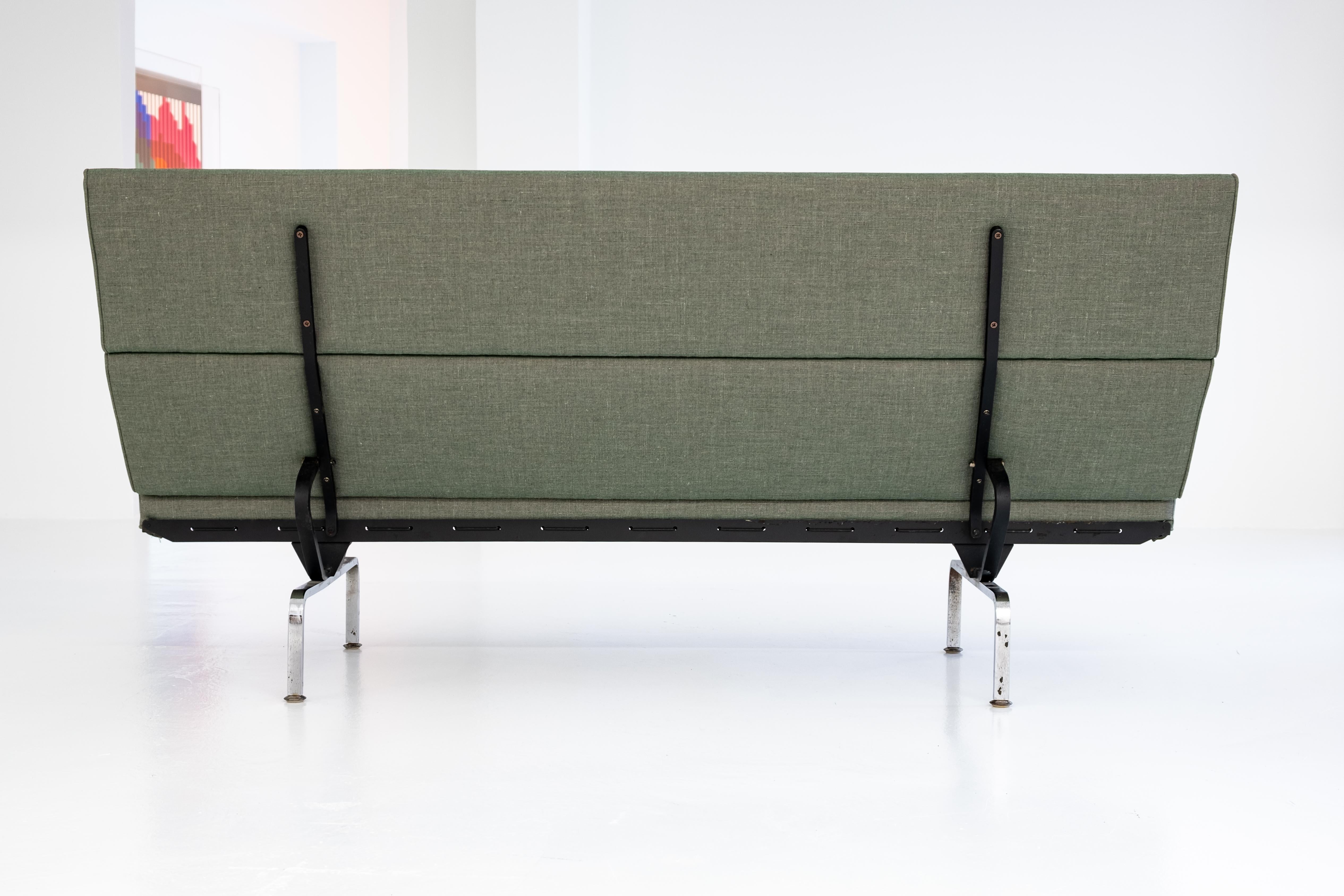 Metal Very Early S-73 Compact Sofa by Eame, ICF Licensed by Herman Miller, 1958