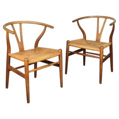 Very Early Set of Wishbone Chairs by Hans Wegner for Illums Bolighus