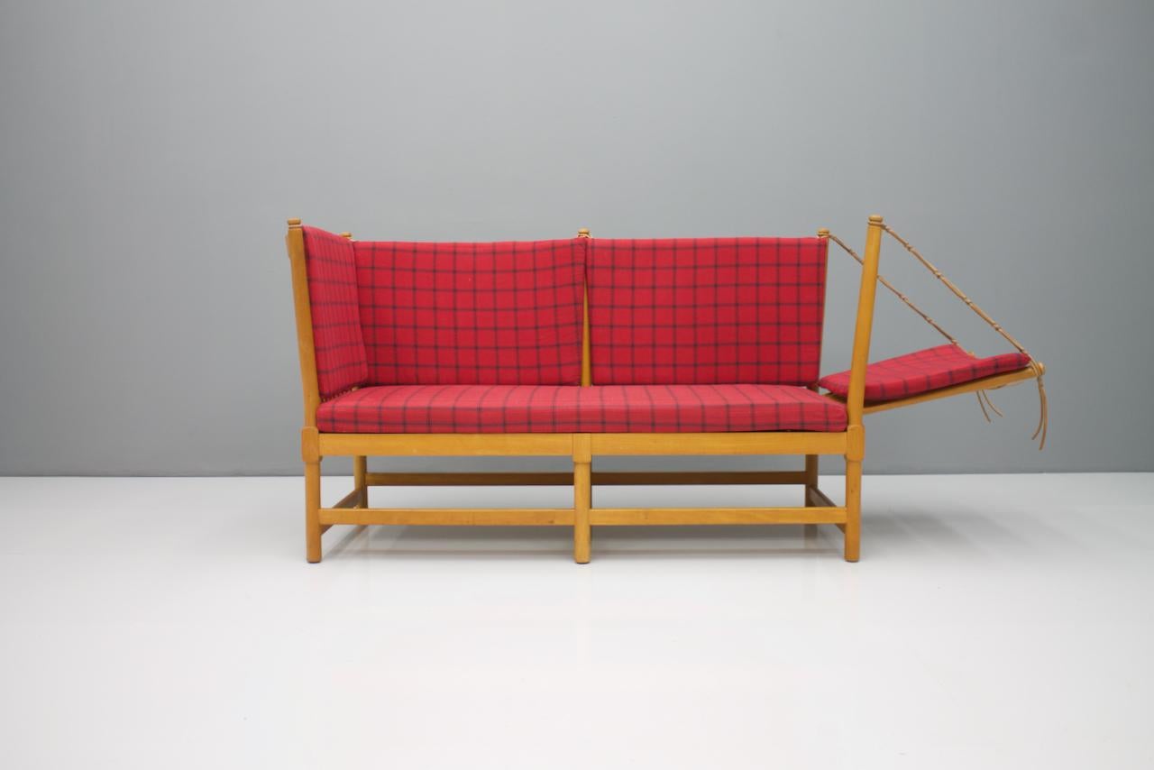 Very Early Spoke Back Sofa by Borge Mogensen for Fritz Hansen Lis Ahlmann 1963 For Sale 4