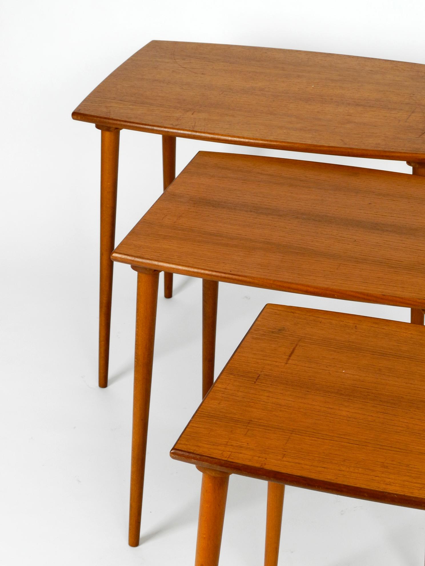 Very Elegant 1960s Set of 3 Nesting Side Tables Made of Teak Made in Denmark 4