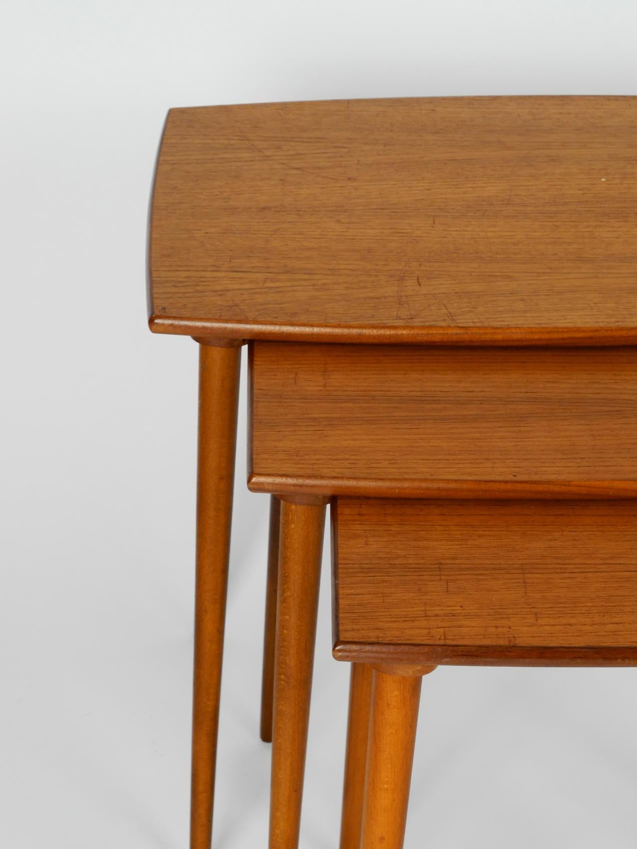 Mid-20th Century Very Elegant 1960s Set of 3 Nesting Side Tables Made of Teak Made in Denmark