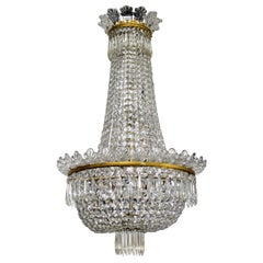 Lampadario di cristallo Baccarat molto elegante