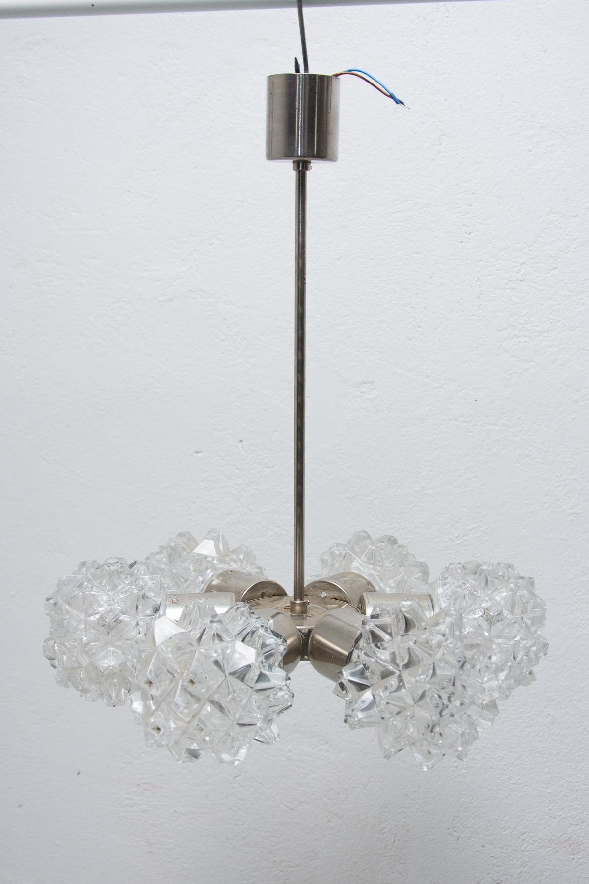 Very Elegant Cut Glass Pendant Chandelier for Kamenický Šenov, 1970´s In Good Condition For Sale In Prague 8, CZ