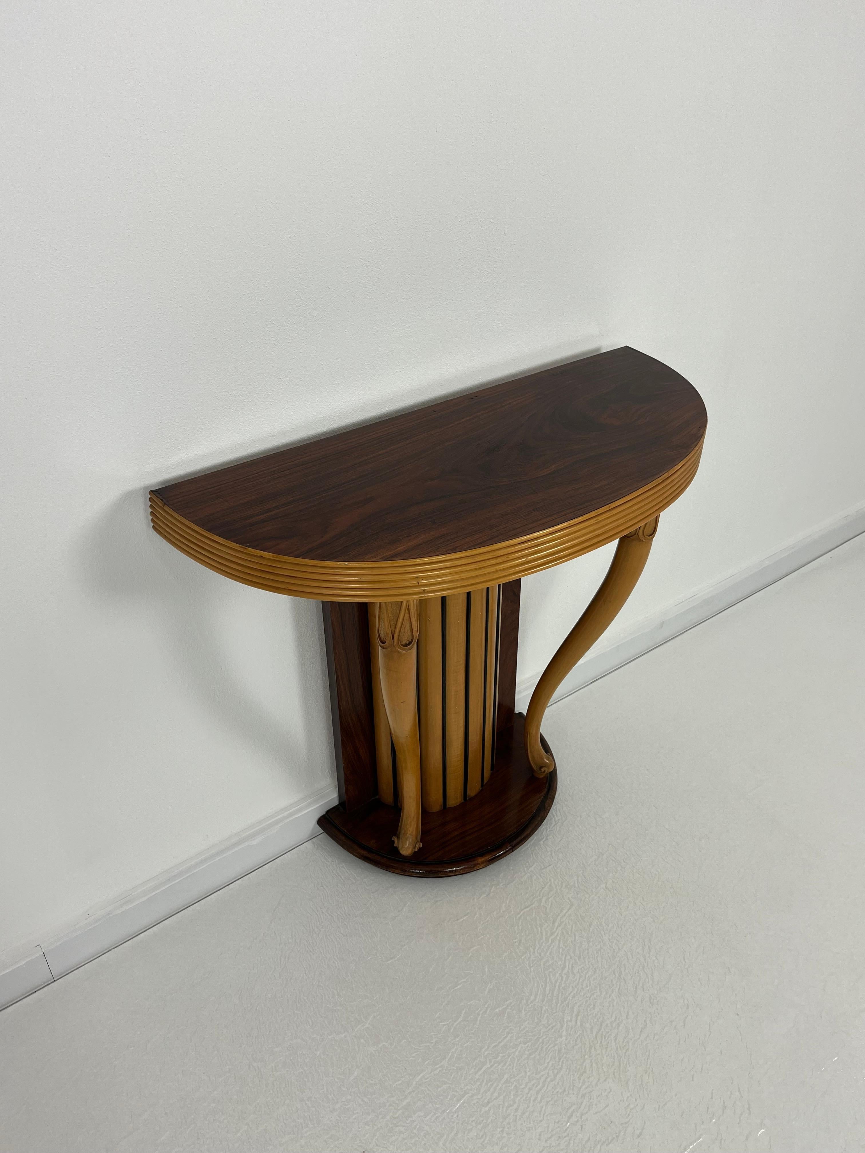 Sehr elegante italienische Konsole aus der Mitte des Jahrhunderts, Osvaldo Borsani zugeschrieben 1950er Jahre im Angebot 3