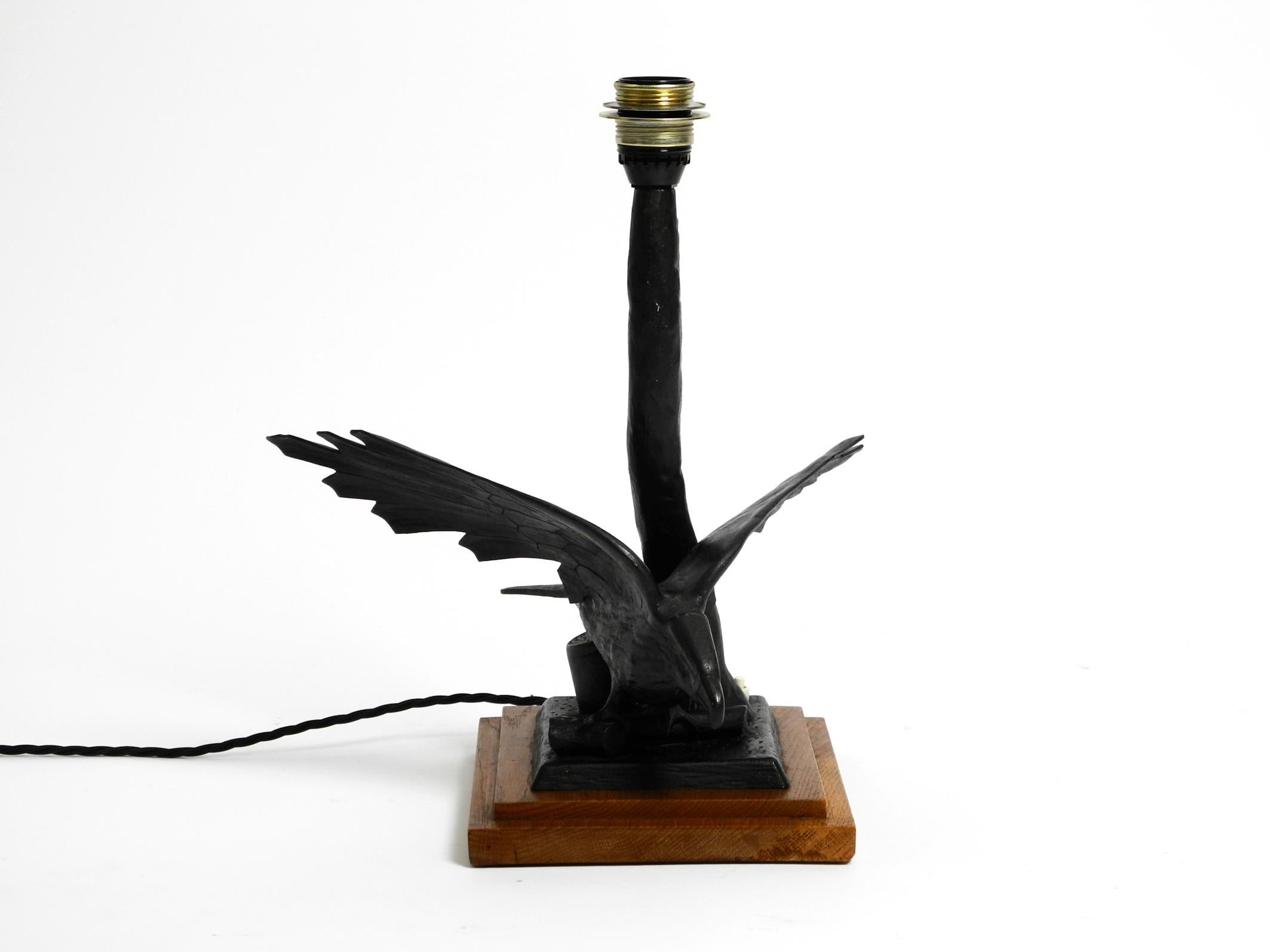 Very Elegant Large 1940s Table Lamp Made of Iron in the Shape of an Eagle For Sale 9