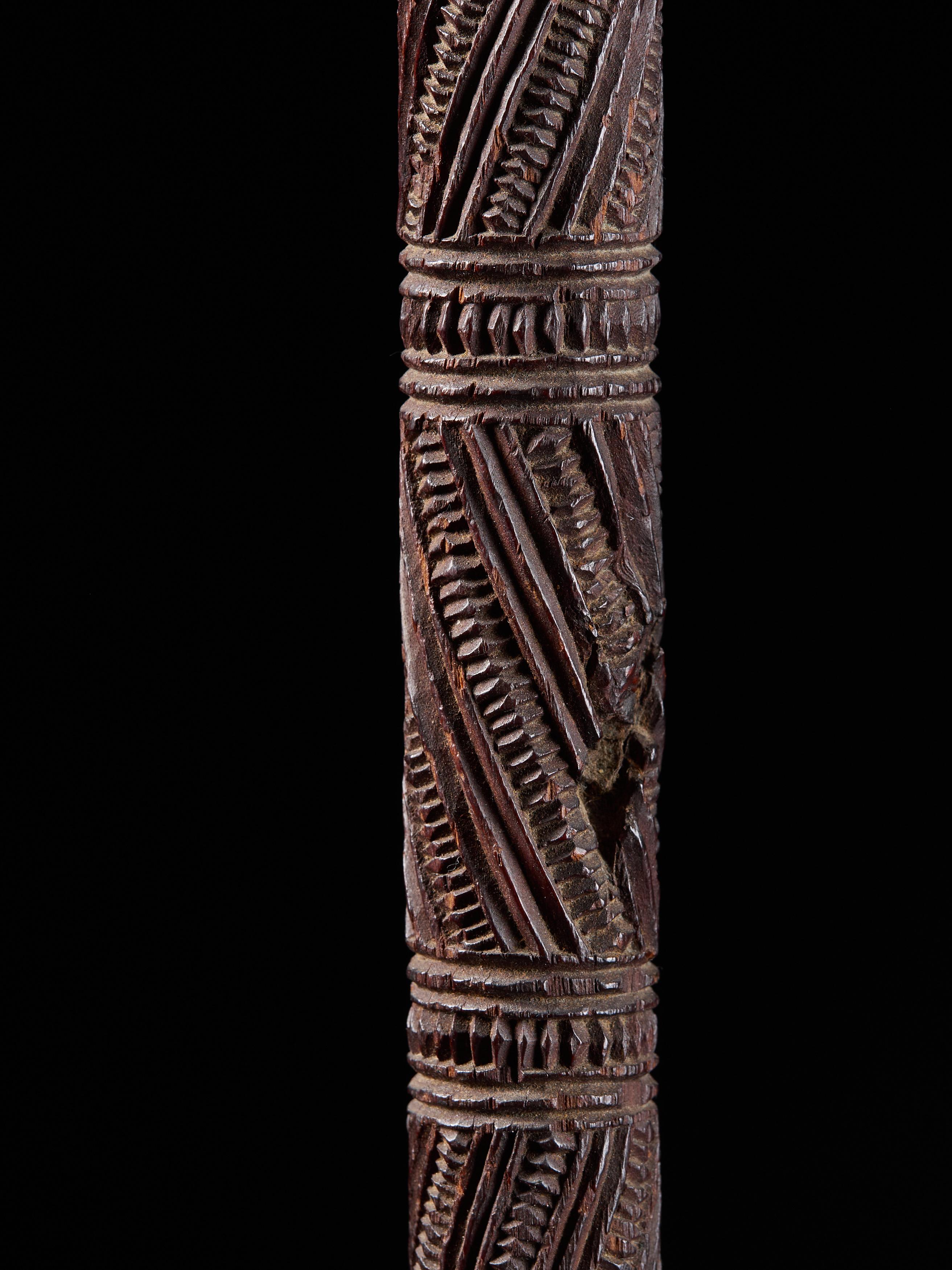 Very Elegant Tokotoko, Carved Maori Walking or Orators Stick 4