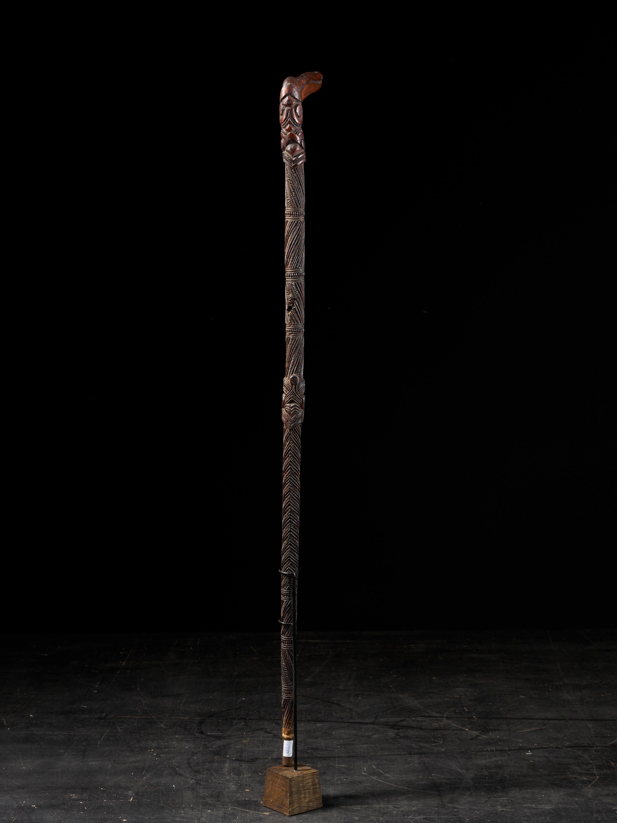 New Zealand Very Elegant Tokotoko, Carved Maori Walking or Orators Stick