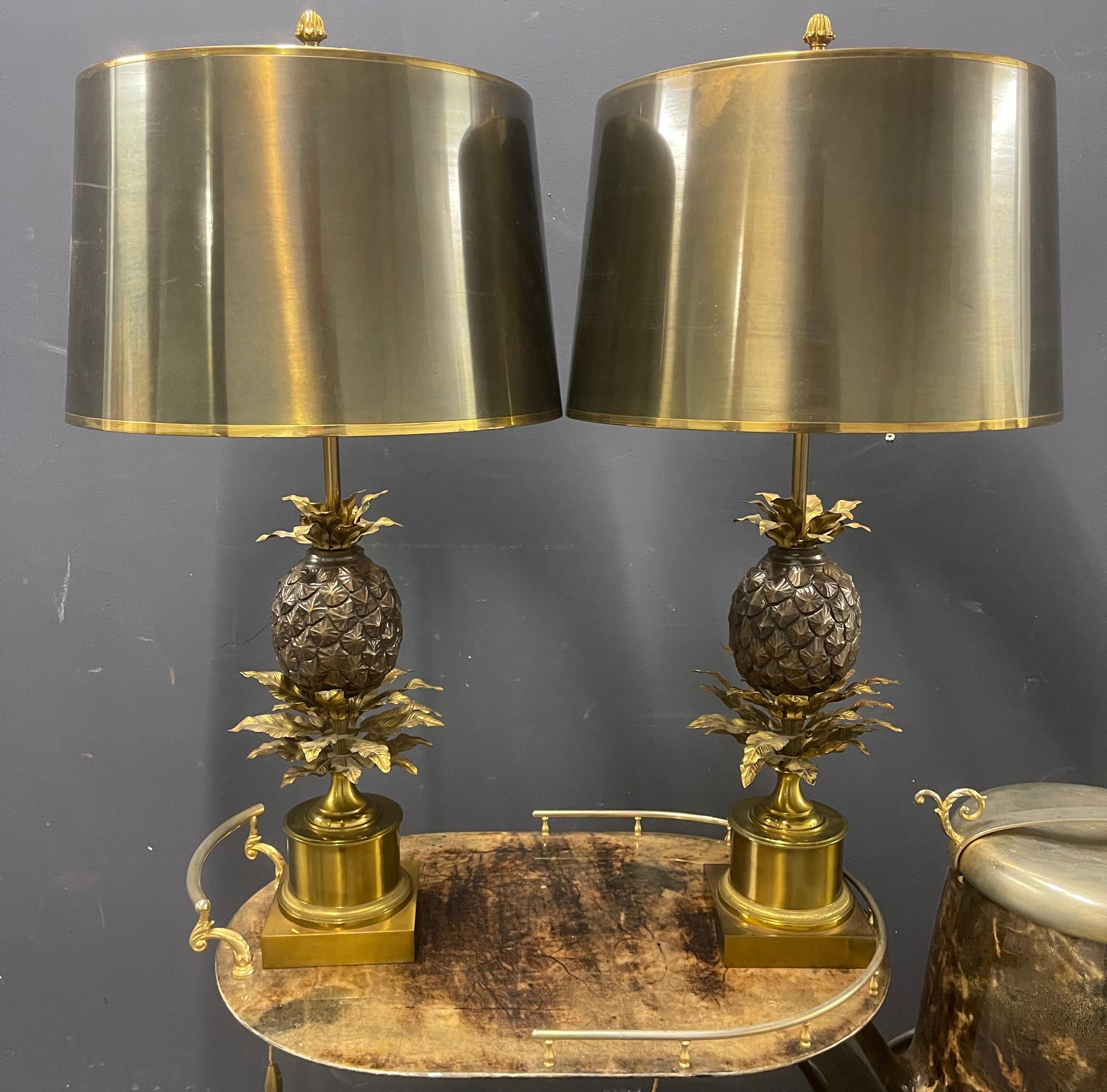 Very Exclusive, Iconic and Awesome Pair of Maison Charles Pineapple Lamps For Sale 2