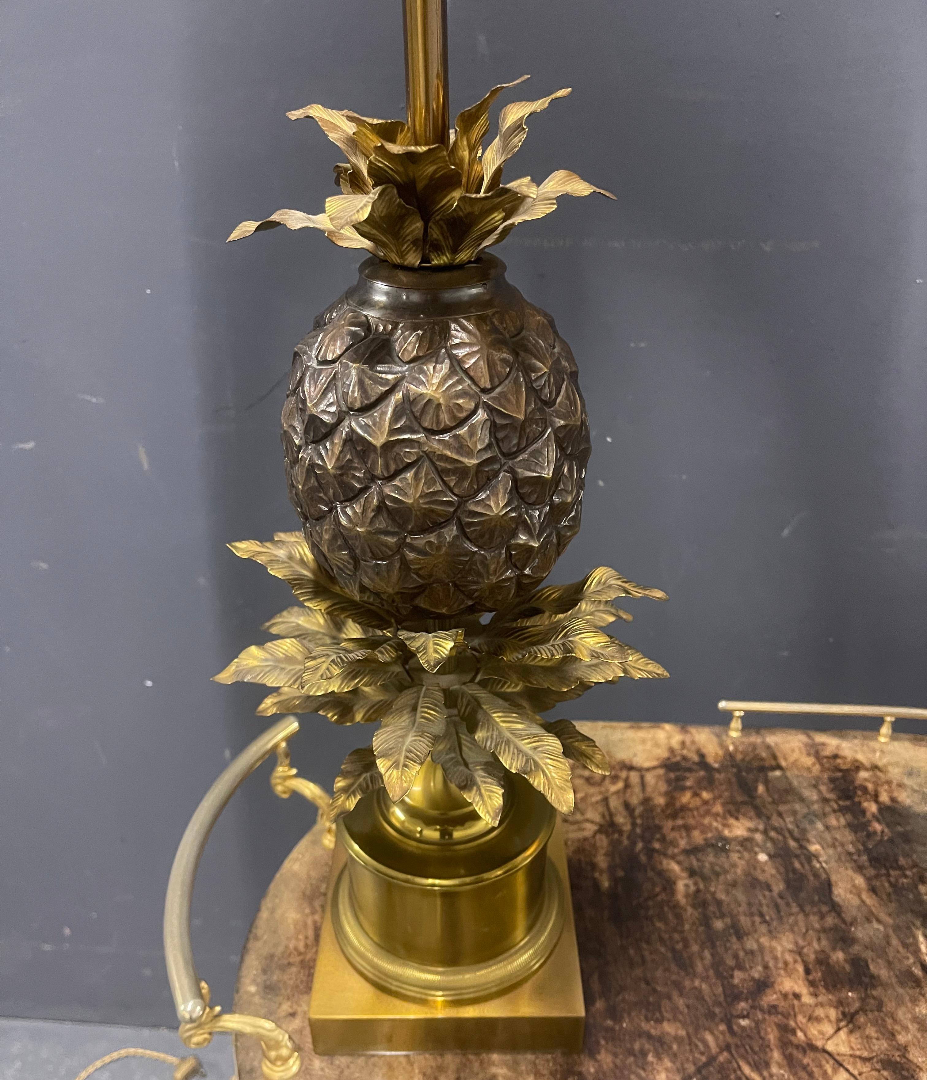 Very Exclusive, Iconic and Awesome Pair of Maison Charles Pineapple Lamps For Sale 3