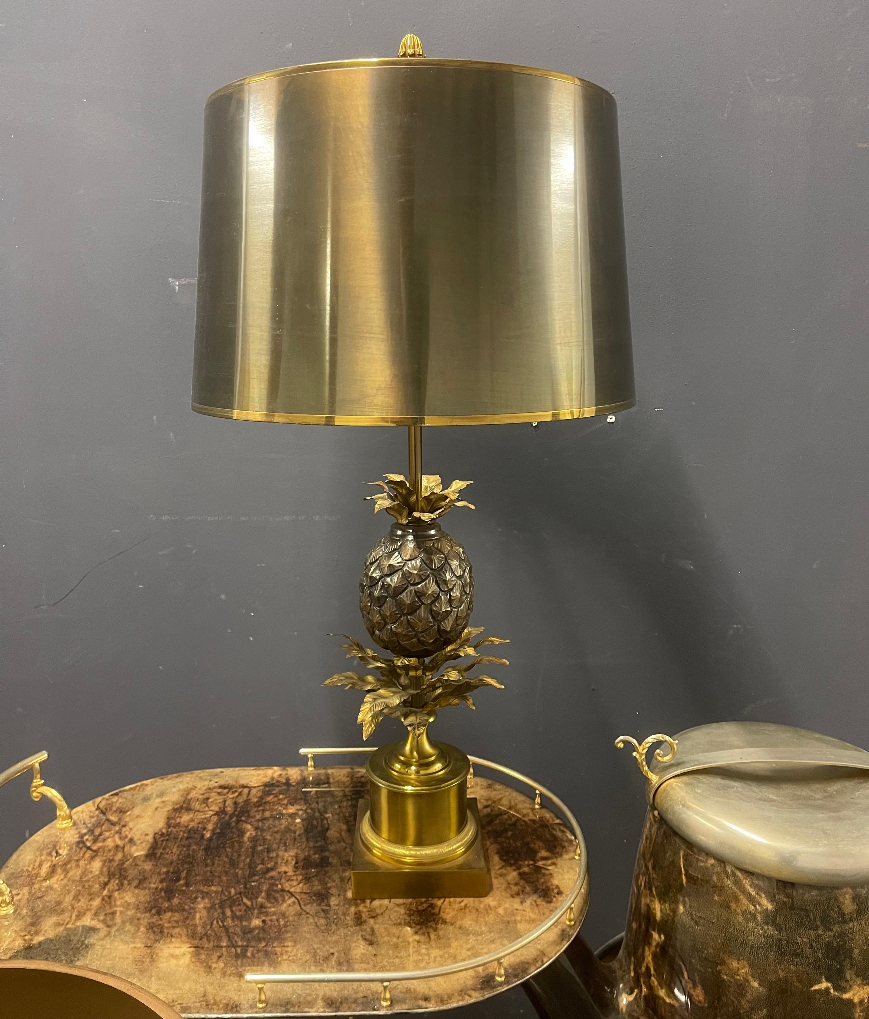 Mid-20th Century Very Exclusive, Iconic and Awesome Pair of Maison Charles Pineapple Lamps For Sale