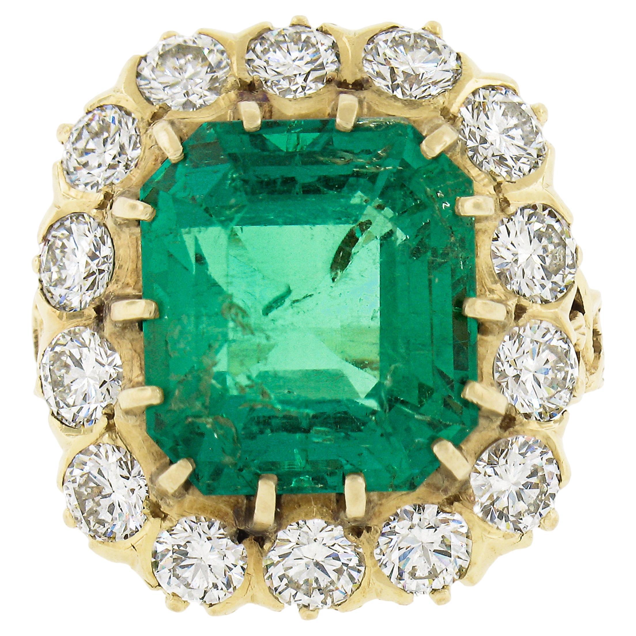 VERY FINE 18k Gold 14.3ctw AGL Colombian Emerald & Diamond Halo Cocktail Ring For Sale