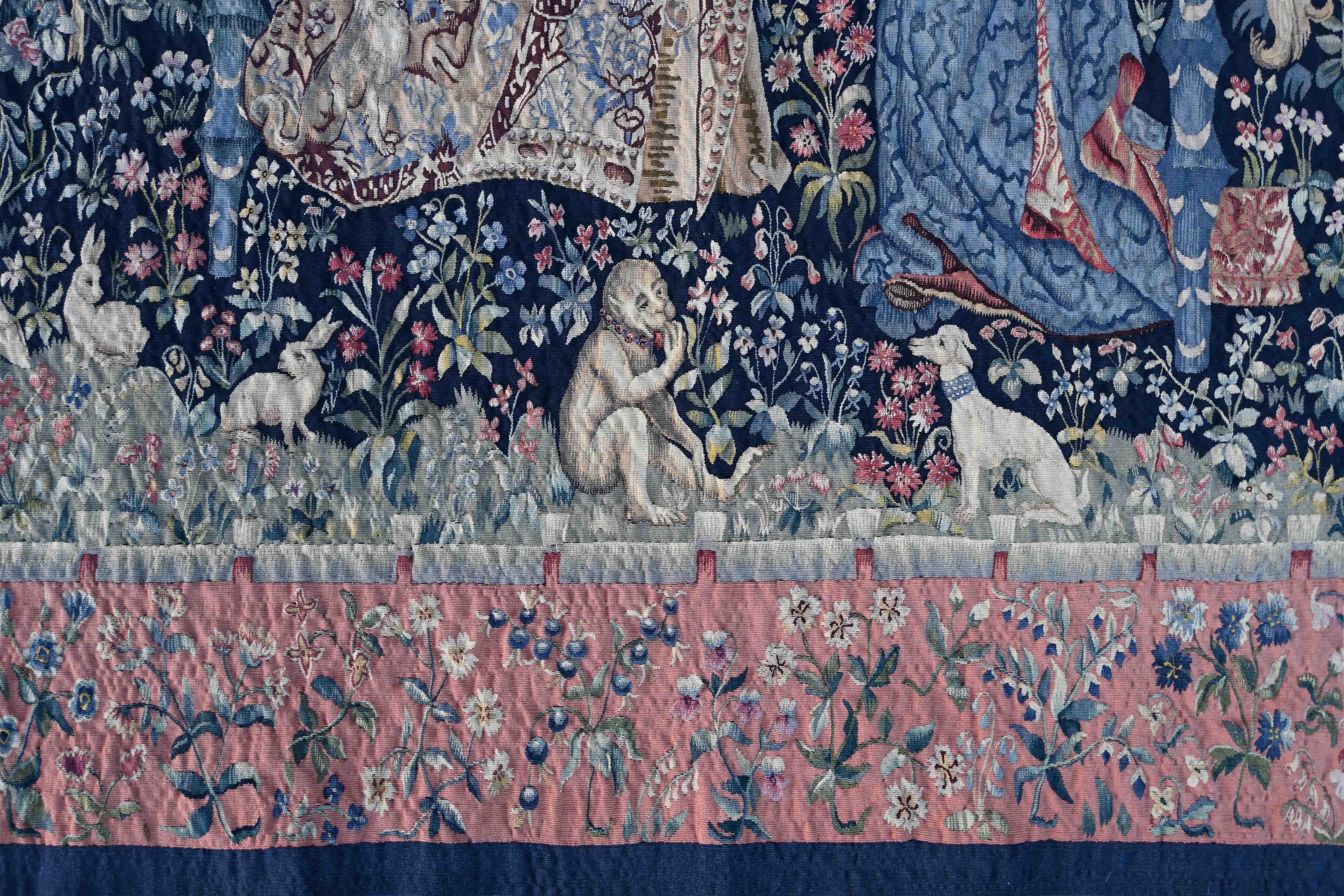 Very Fine 19th Century Aubusson french Tapestry - The Lady with Unicorn  N° 1364 For Sale 1