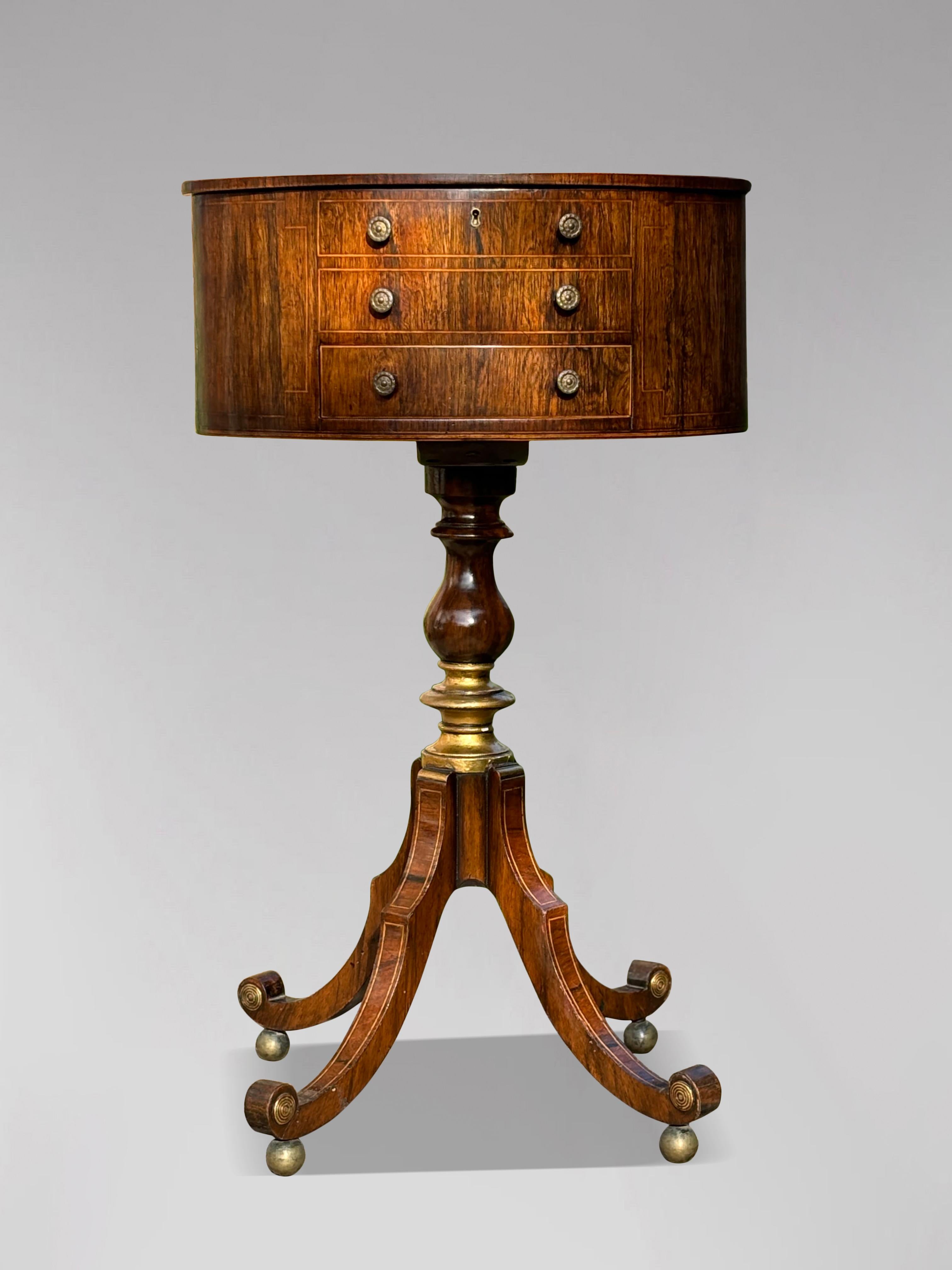 Sehr feiner Rosenholz- und Intarsien-Drehtisch aus der Regency-Zeit des 19. im Angebot 5