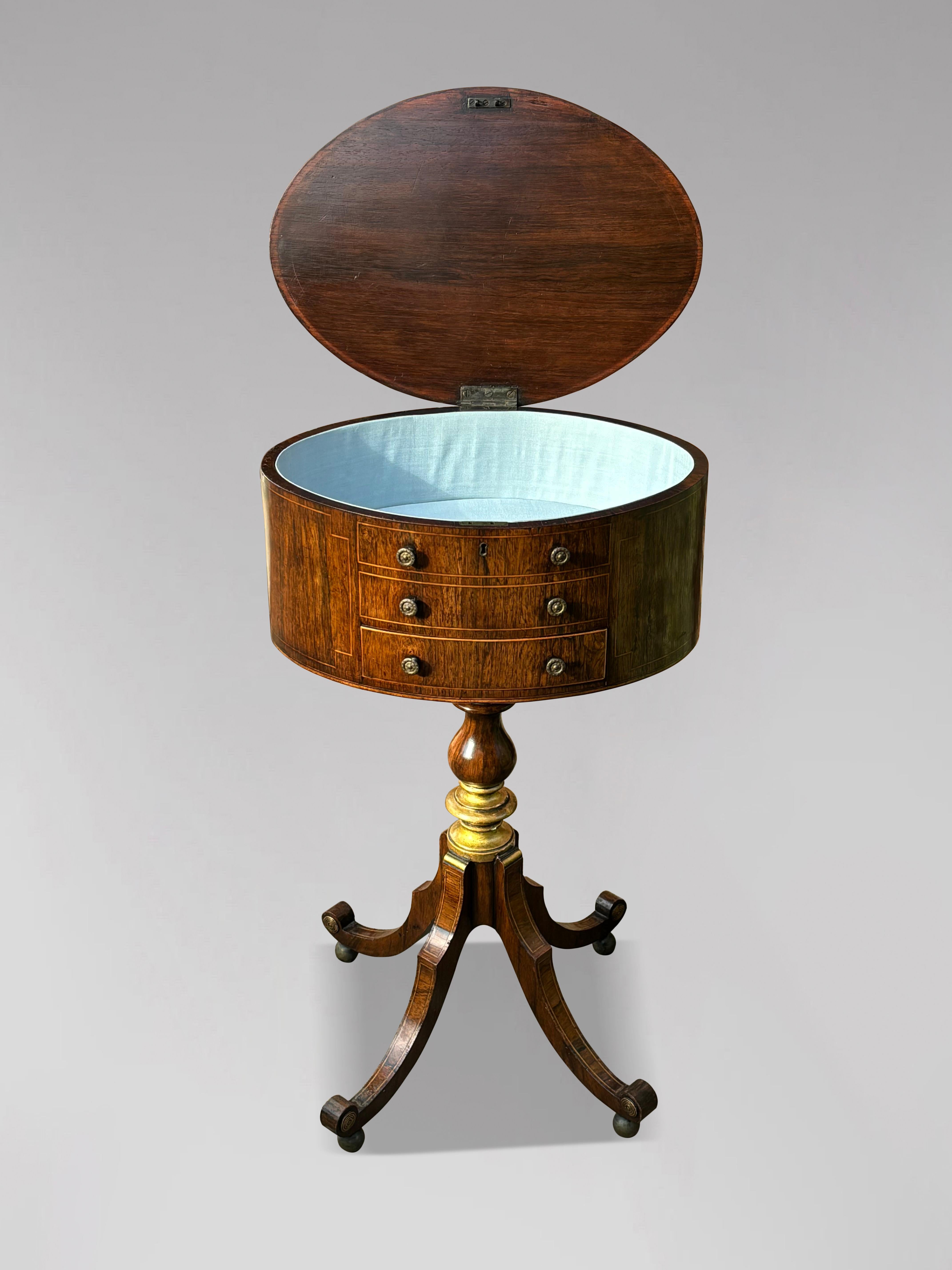 Sehr feiner Rosenholz- und Intarsien-Drehtisch aus der Regency-Zeit des 19. im Angebot 1