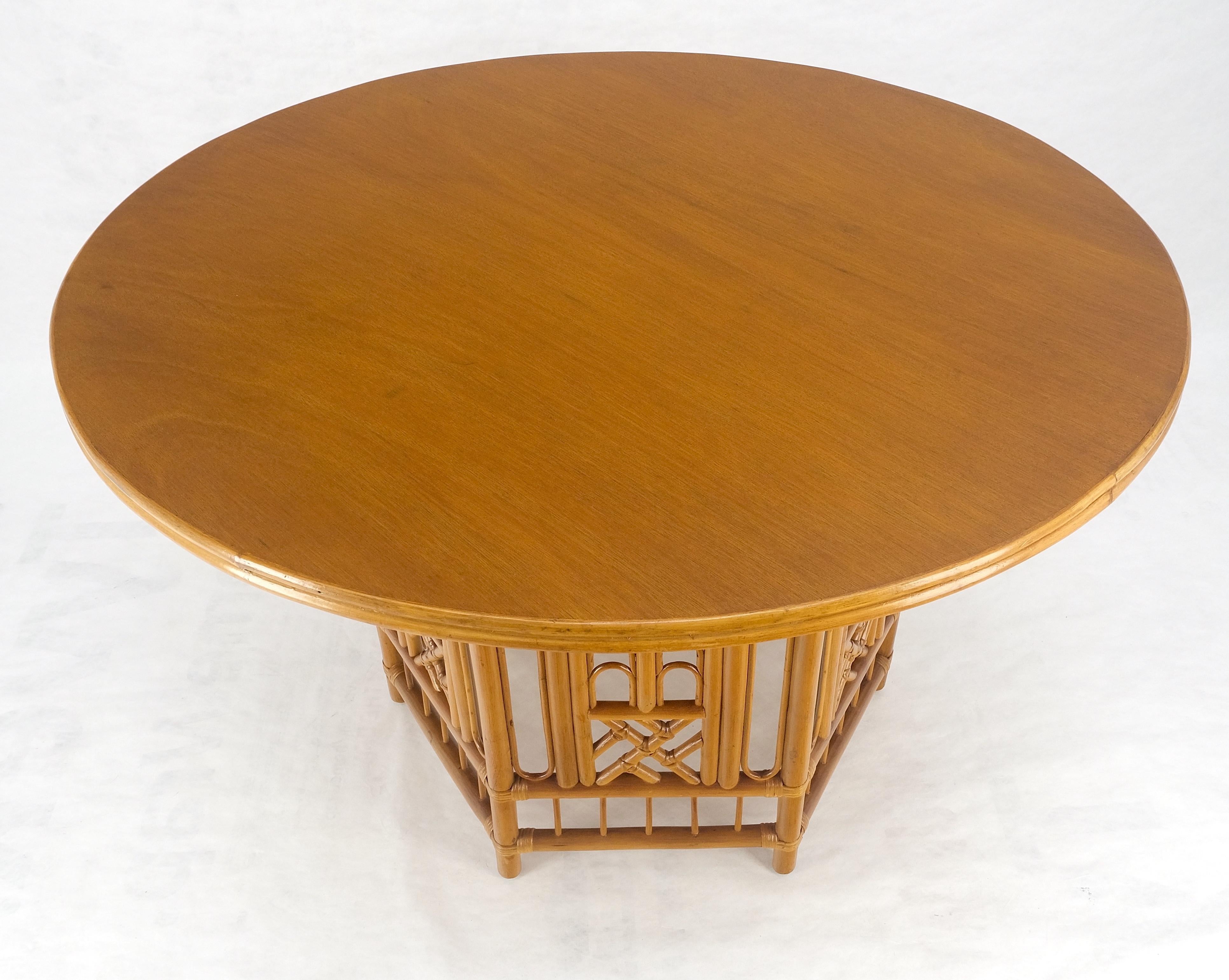 Mid-Century Modern Very Fine 48