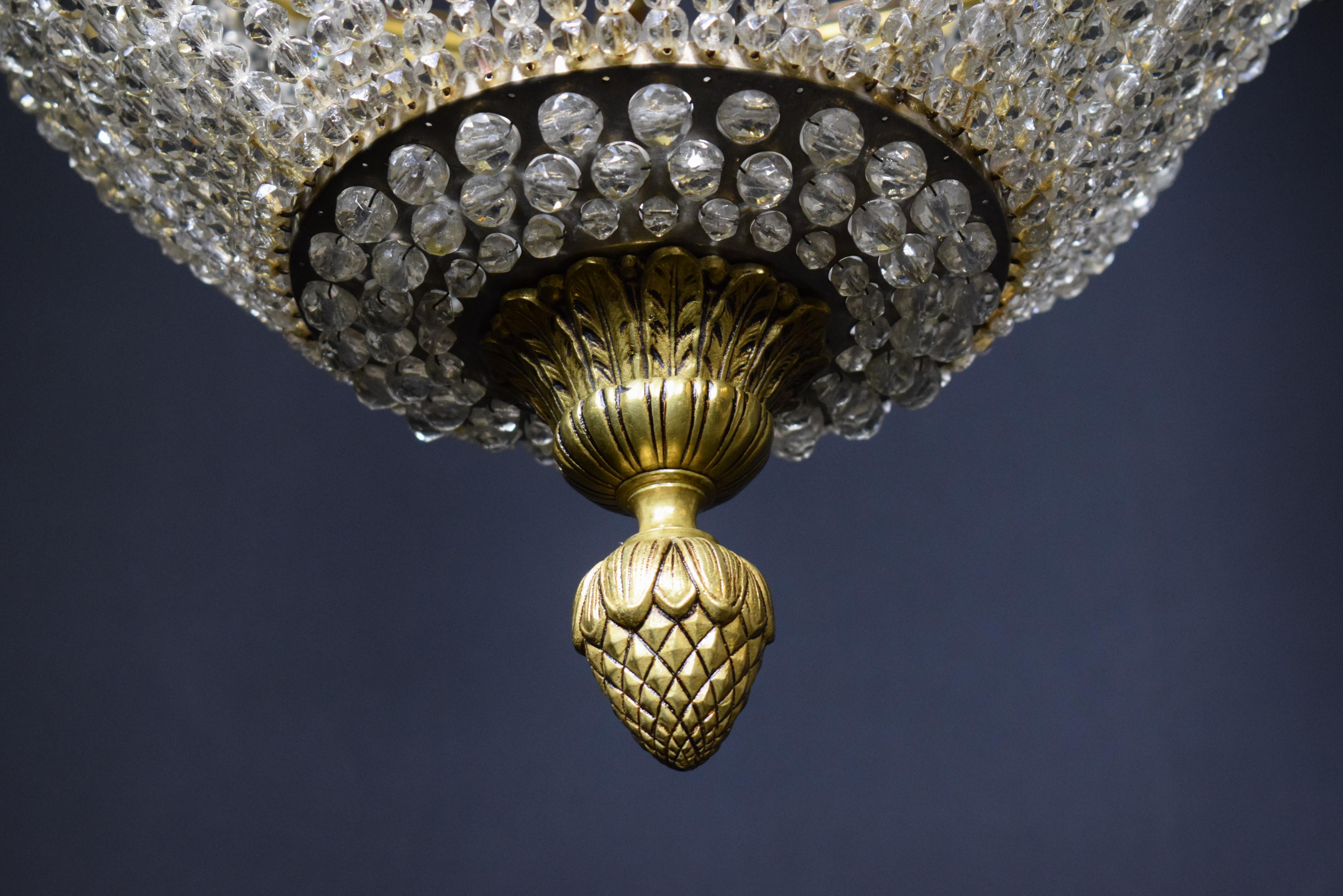 Gilt Very Fine and Elegant Chandelier For Sale